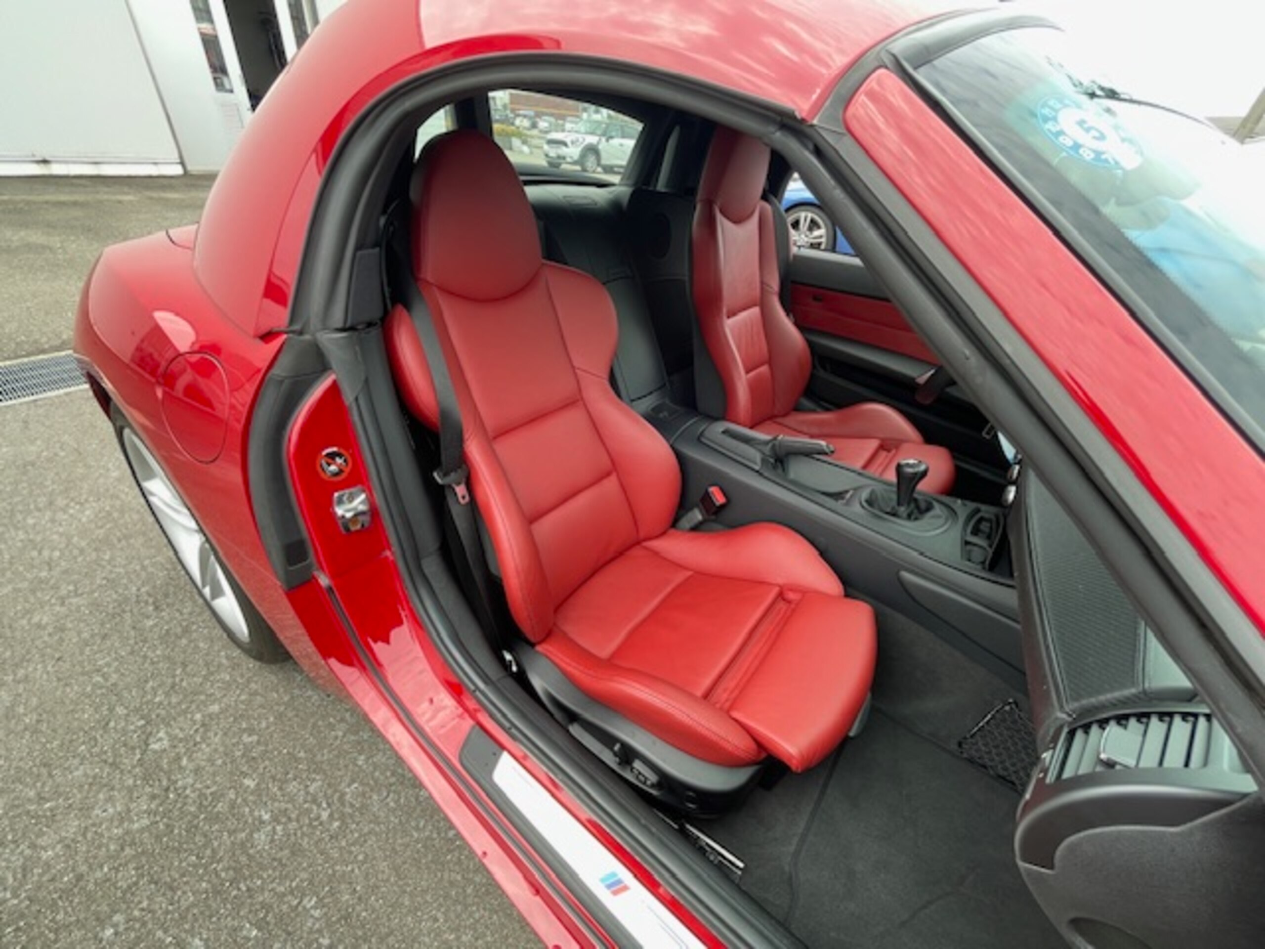 2007 BMW Z4 M Roadster — Photo 14 / 16