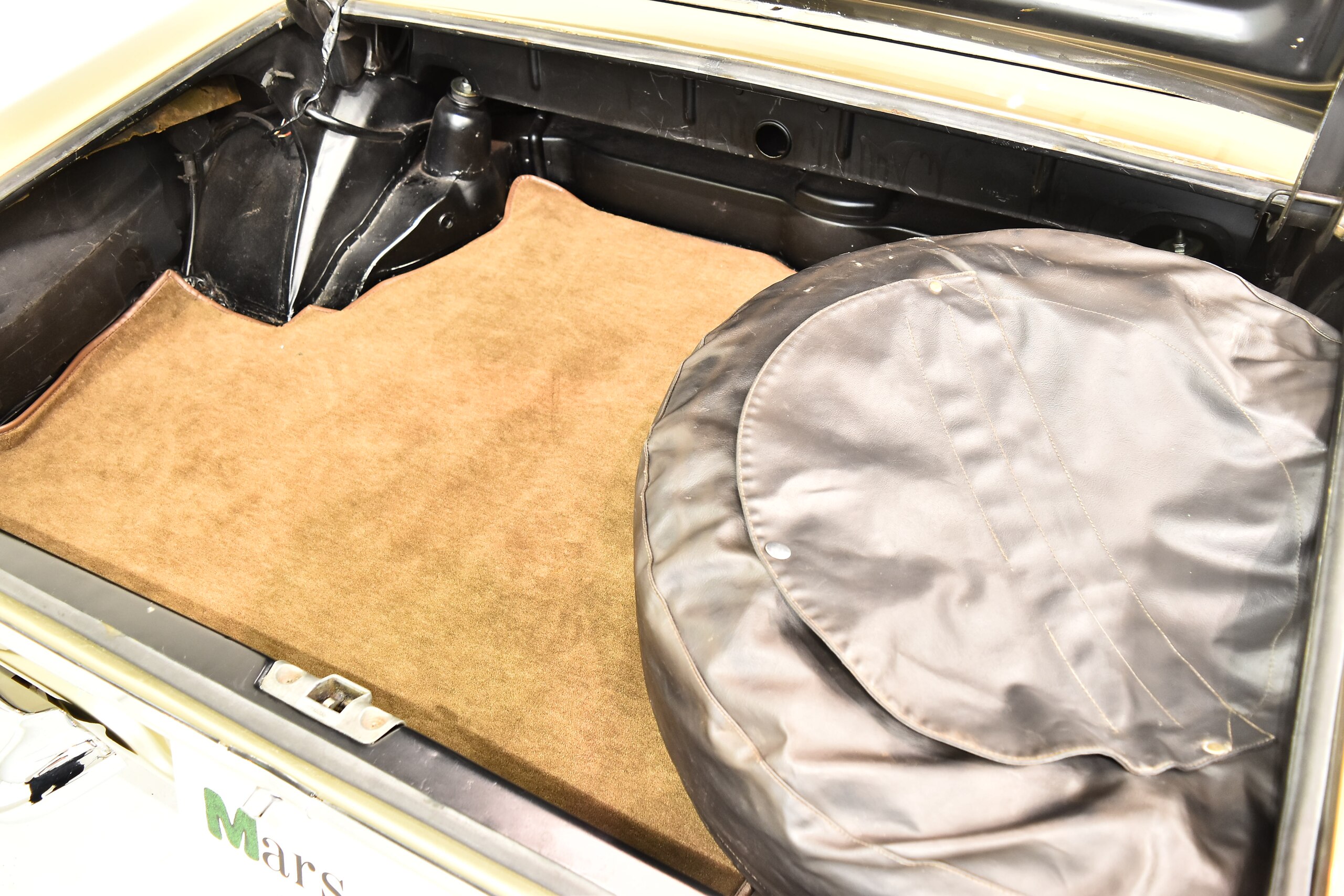 1970 Mercedes Benz 280SL — Photo 16 / 16