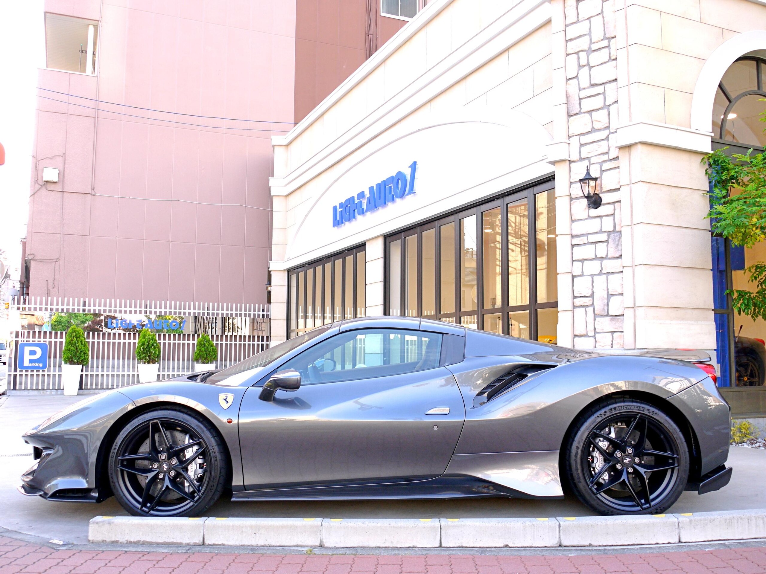 2020 Ferrari 488 Pista Spider — Photo 8 / 19