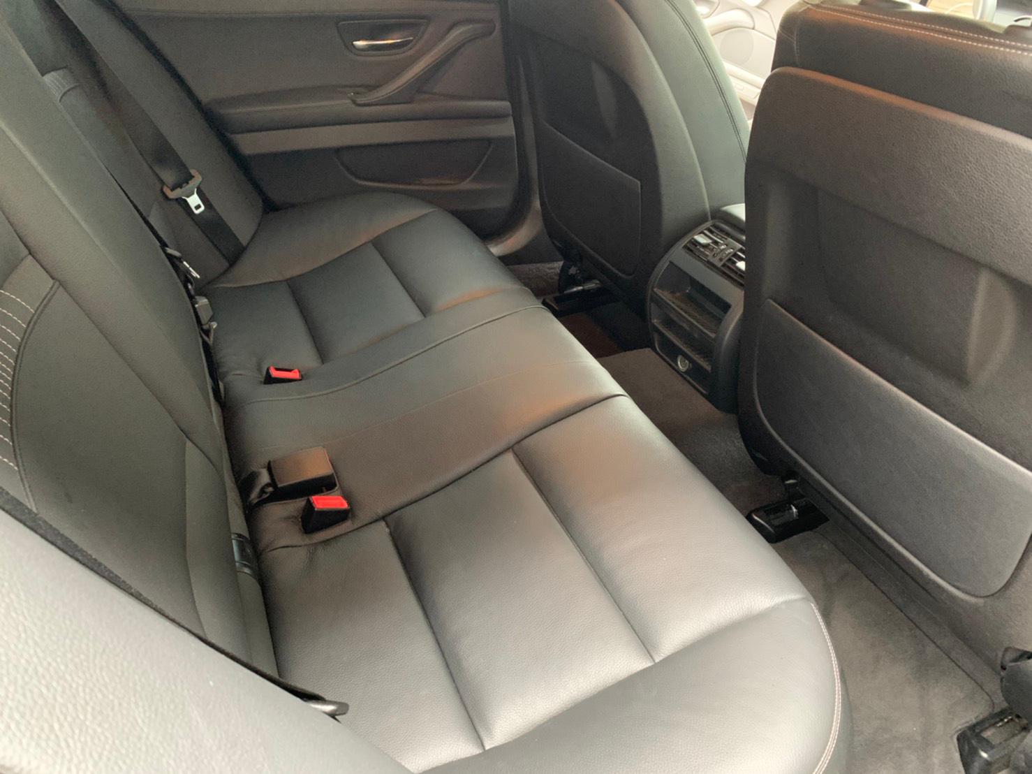 2014 BMW 528i Luxury — Photo 10 / 13