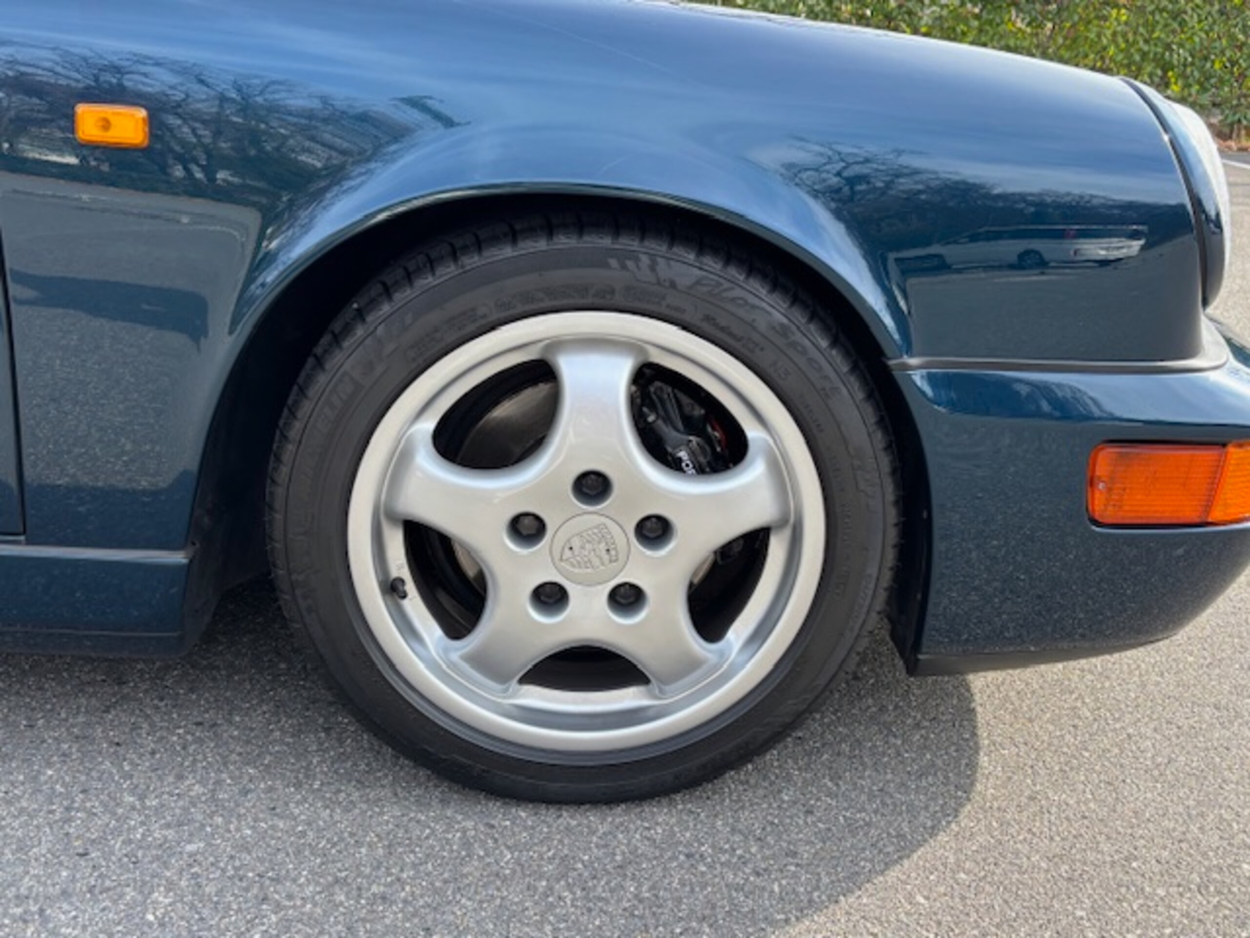 1992 Porsche 911 Carrera 2 — Photo 14 / 17