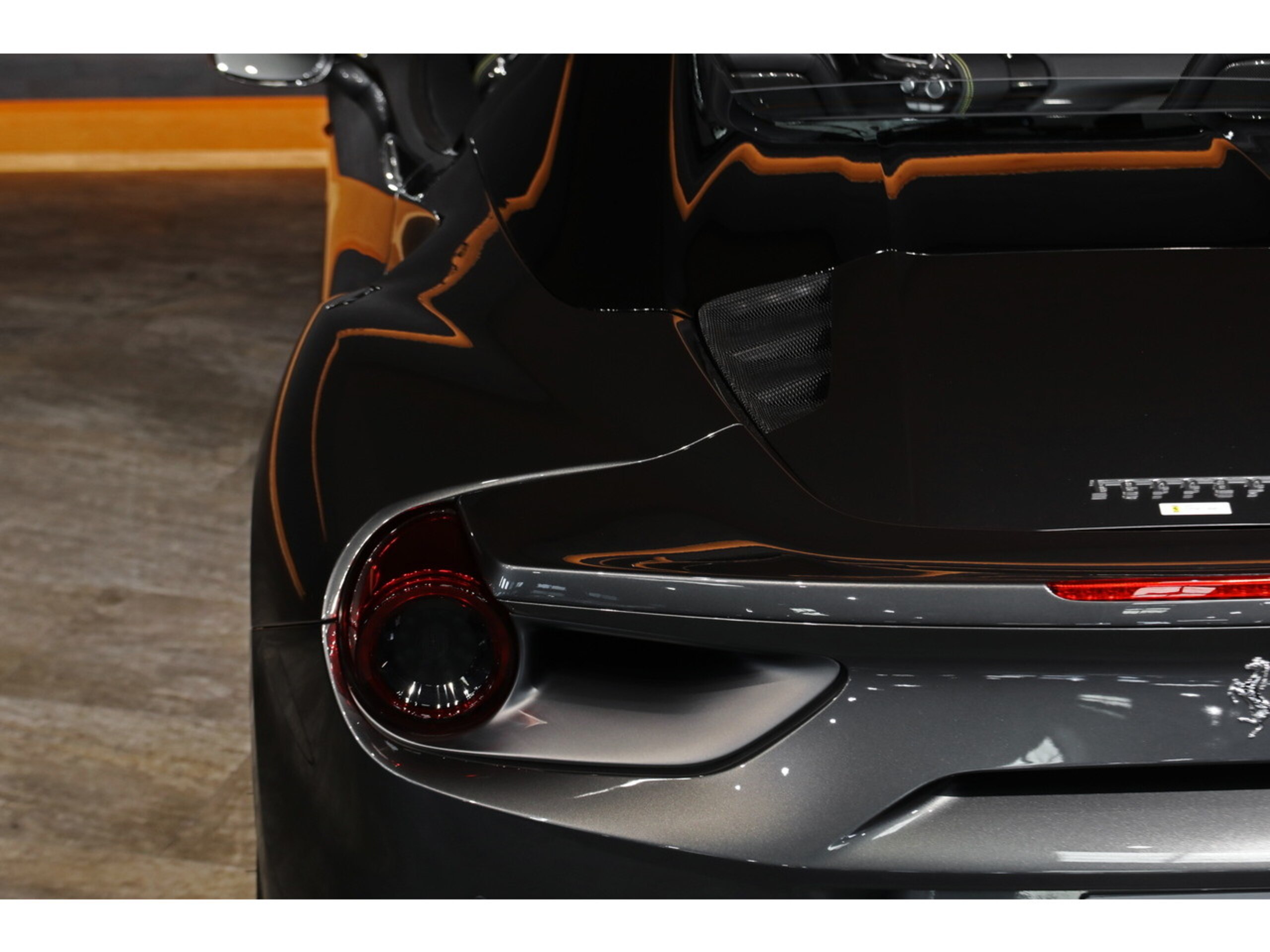 2018 Ferrari 488 Spider — Photo 30 / 65