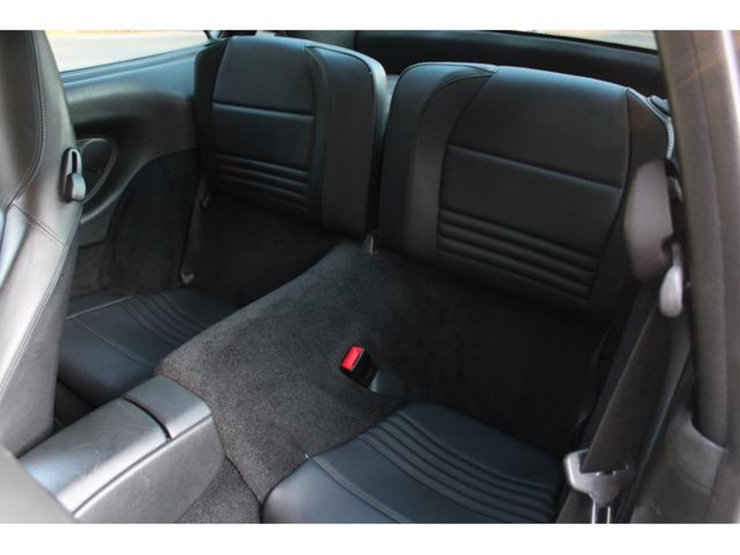 2002 Porsche 911 Carrera — Photo 15 / 18