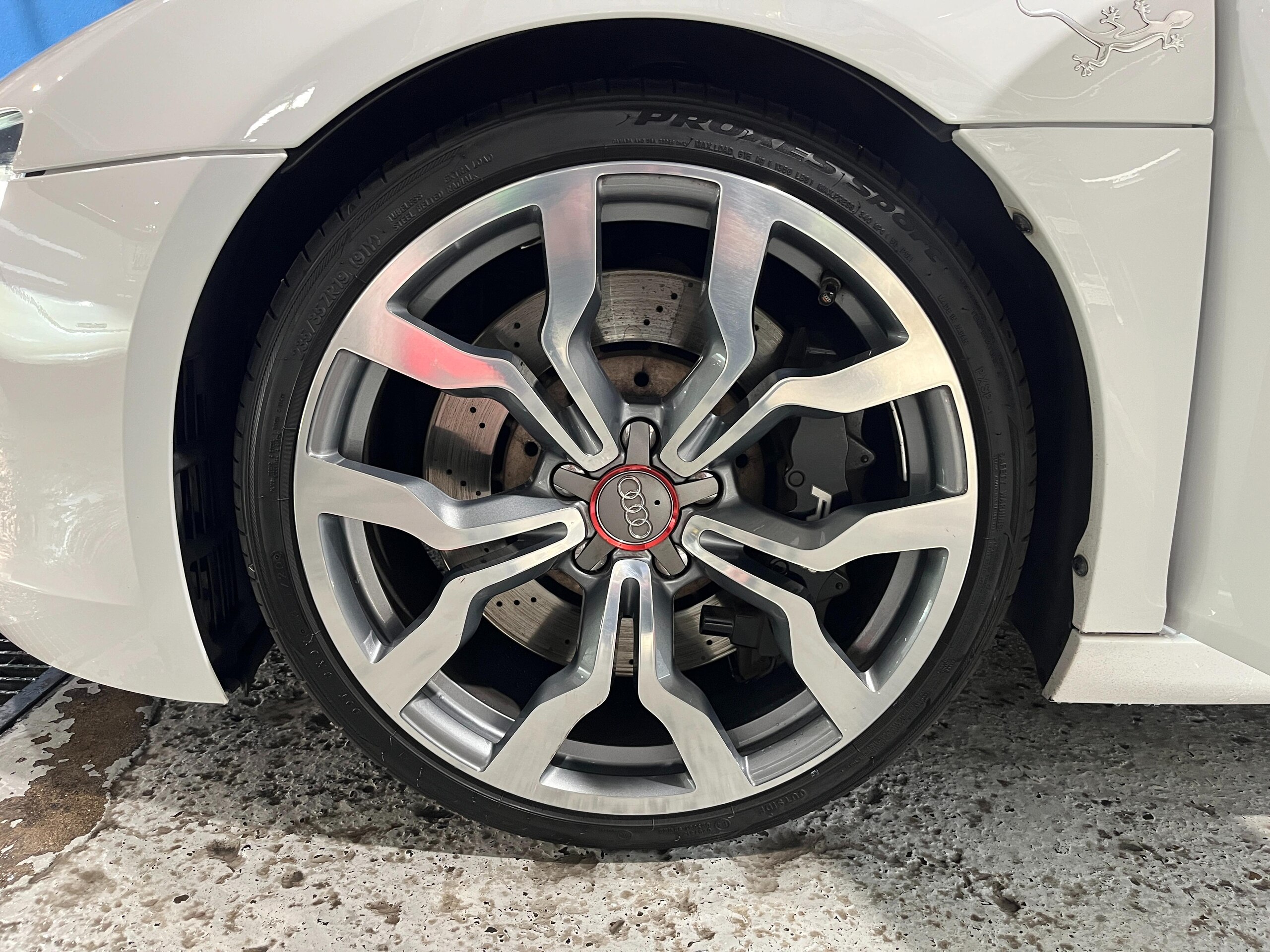 2011 Audi R8 5.2 FSI Quattro — Photo 16 / 19