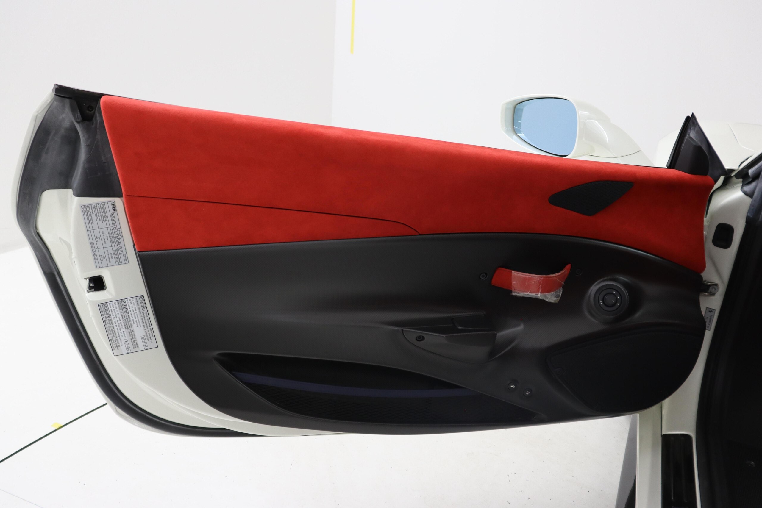 2019 Ferrari 488 Pista — Photo 13 / 18