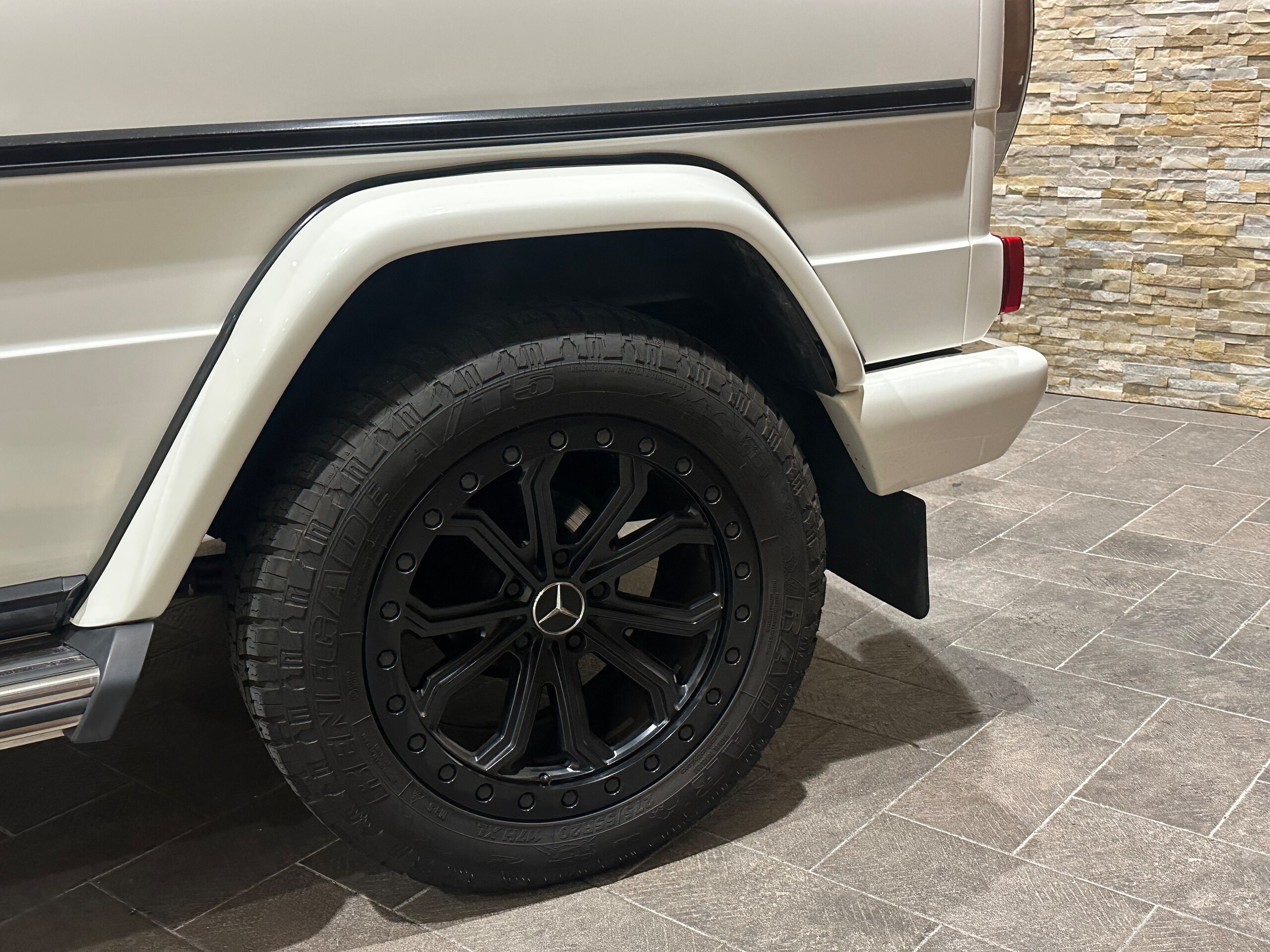 2003 Mercedes Benz G320 — Photo 20 / 21