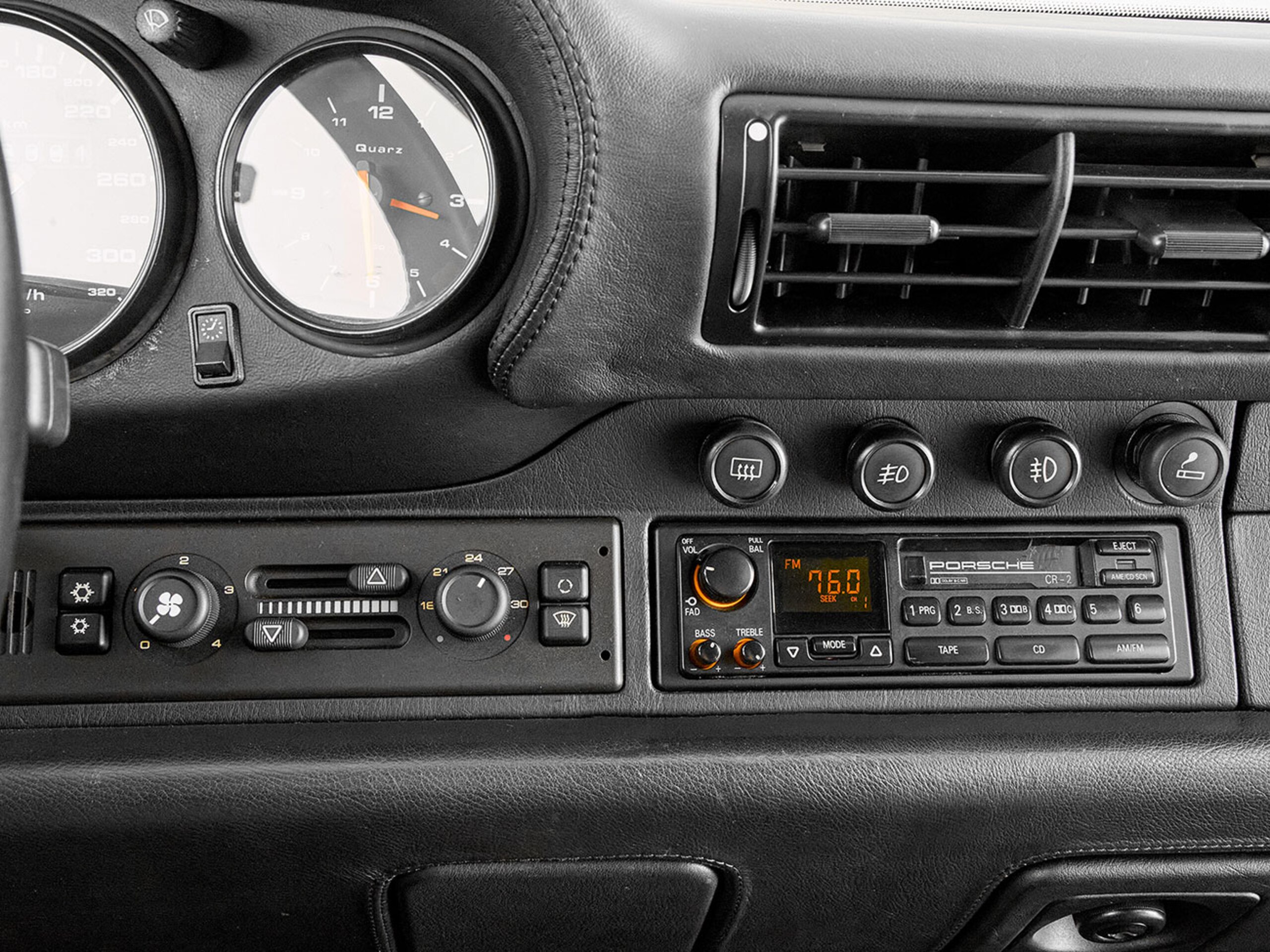 1995 Porsche 911 Turbo — Photo 6 / 13