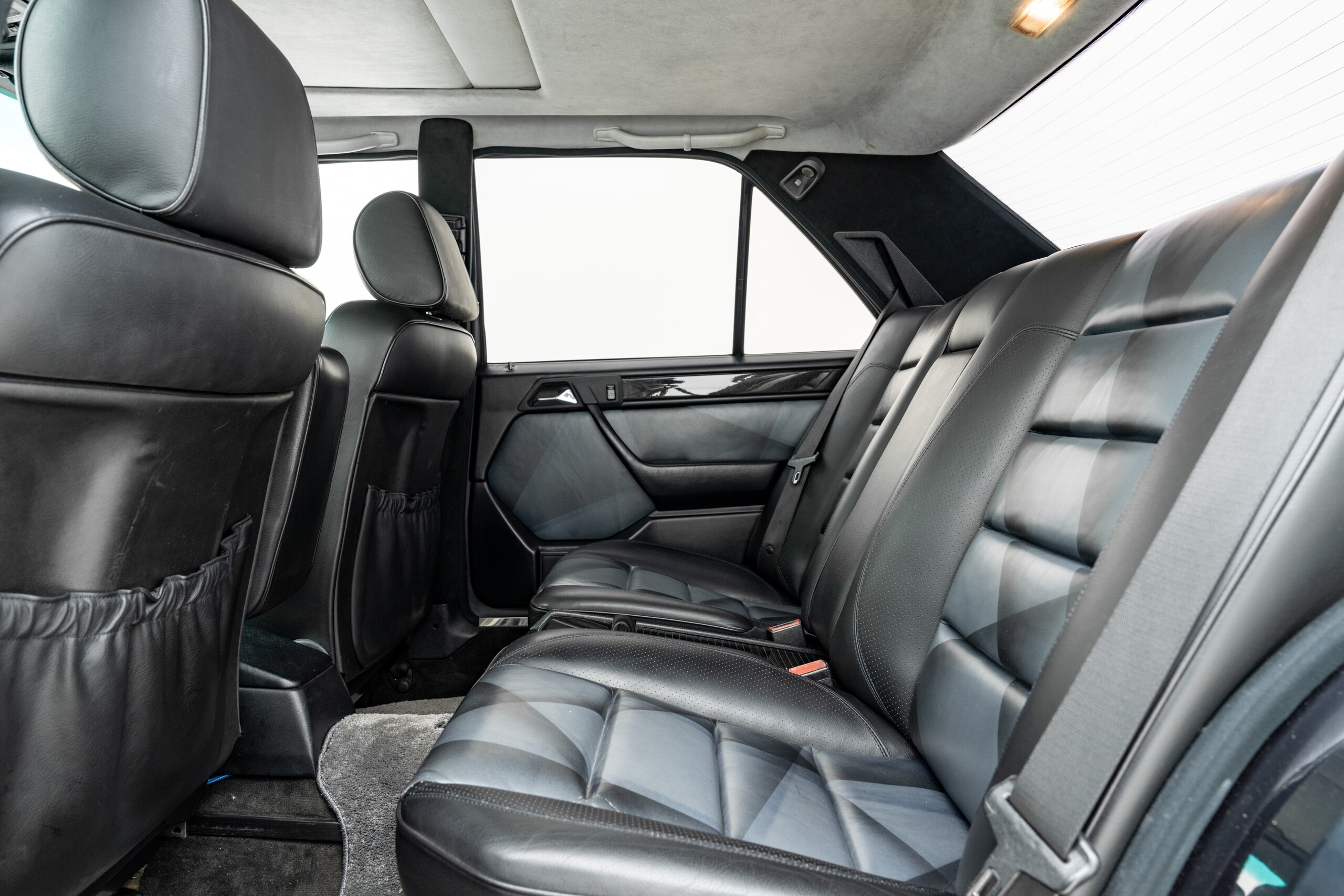 1994 Mercedes Benz 500E — Photo 18 / 22