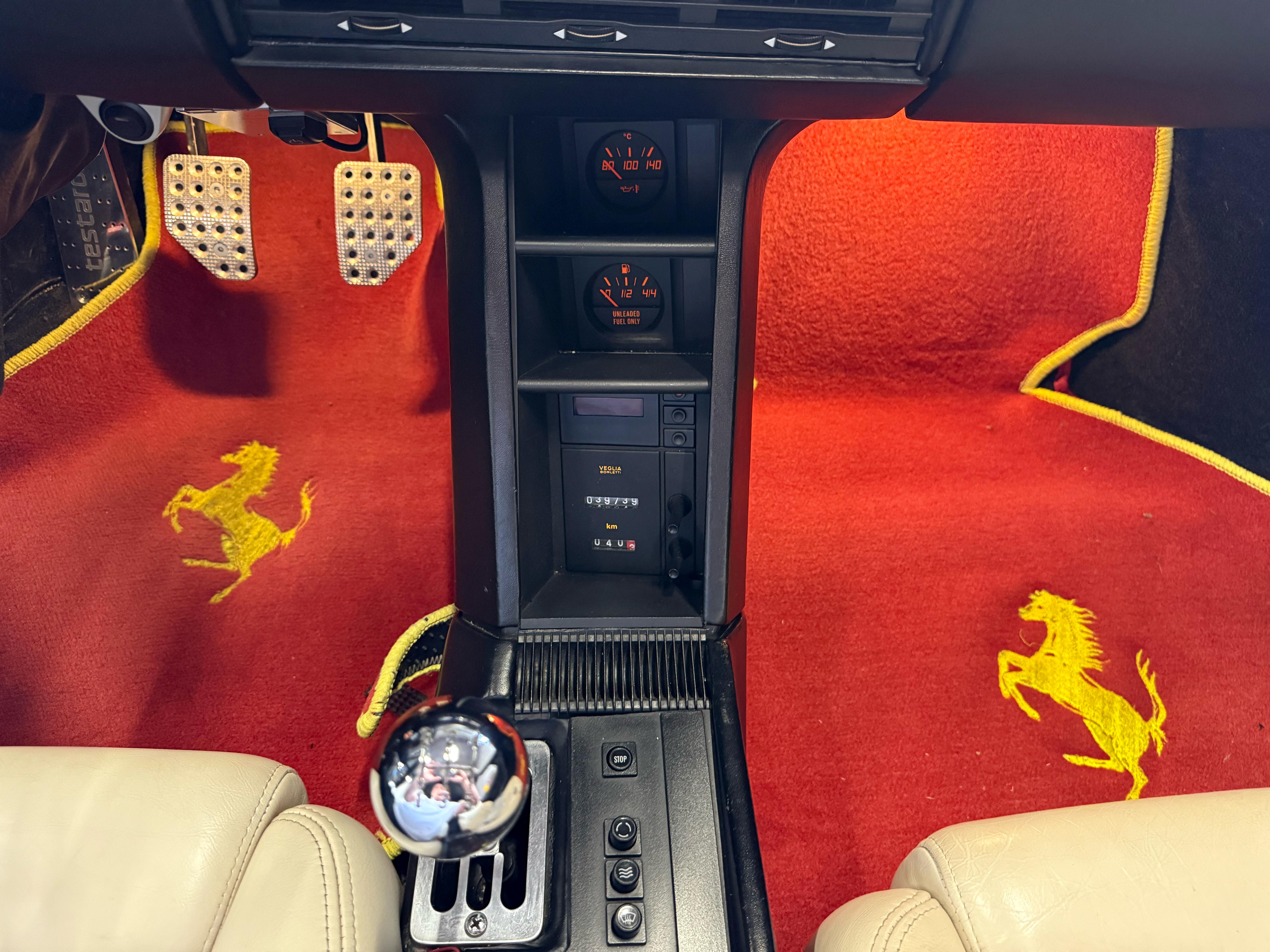 1987 Ferrari Testarossa — Photo 11 / 23