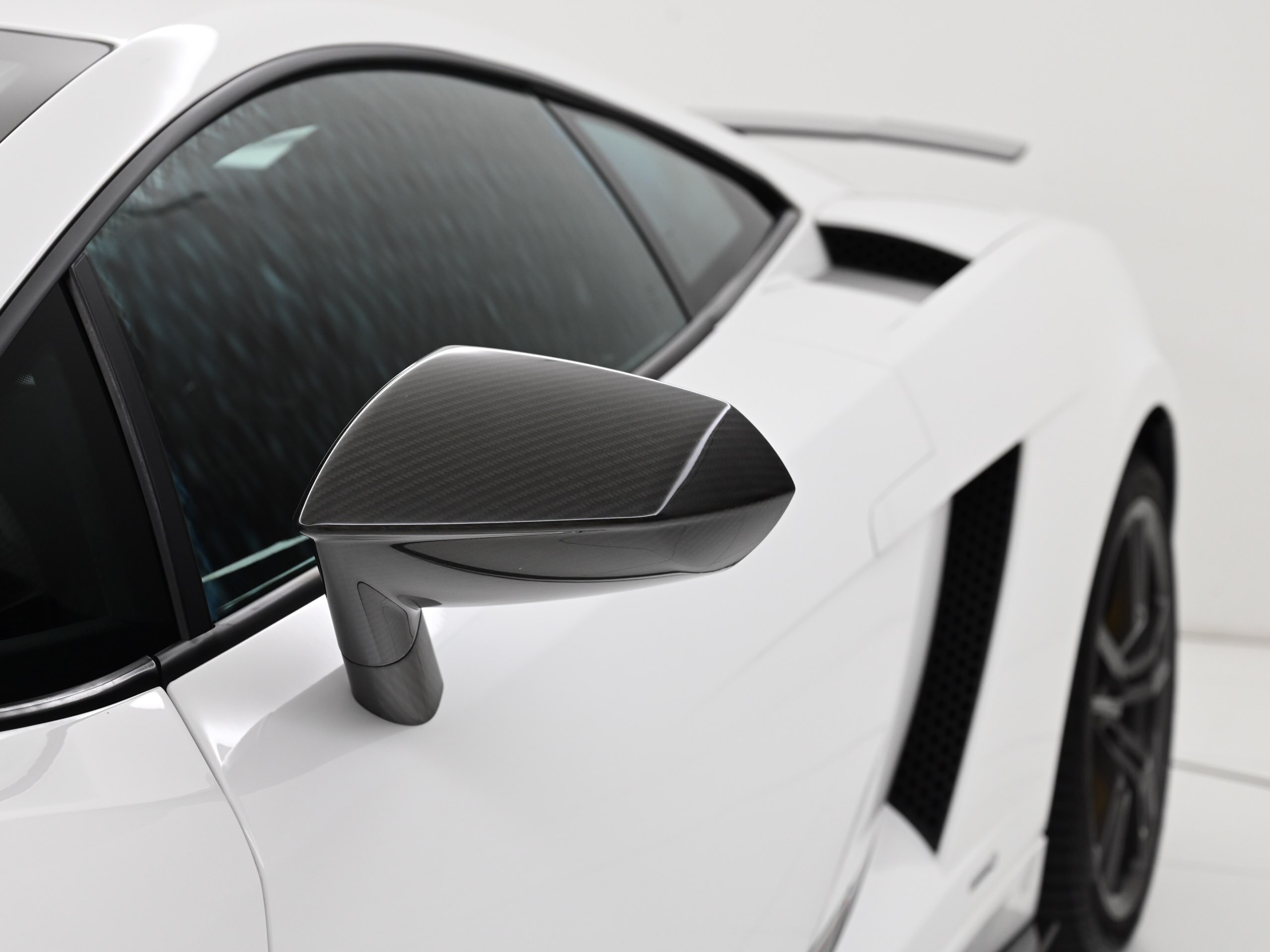 2011 Lamborghini Gallardo LP570-4 Superleggera — Photo 20 / 24