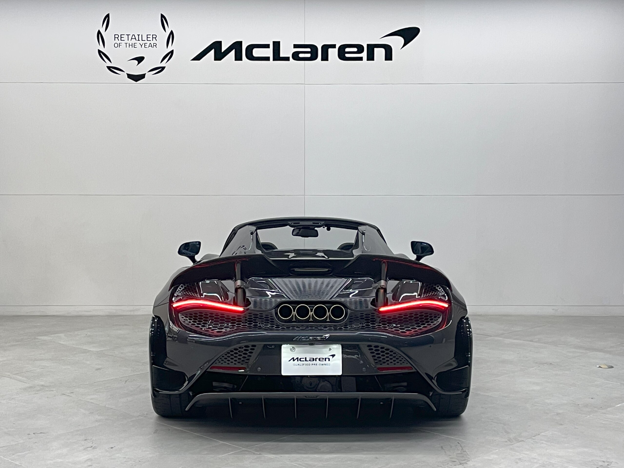 2022 McLaren 765LT Spider — Photo 8 / 20