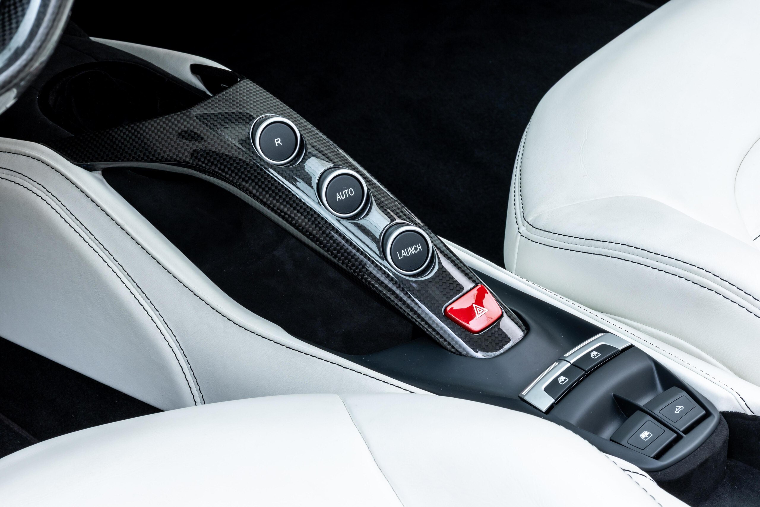 2016 Ferrari 488 Spider — Photo 27 / 35