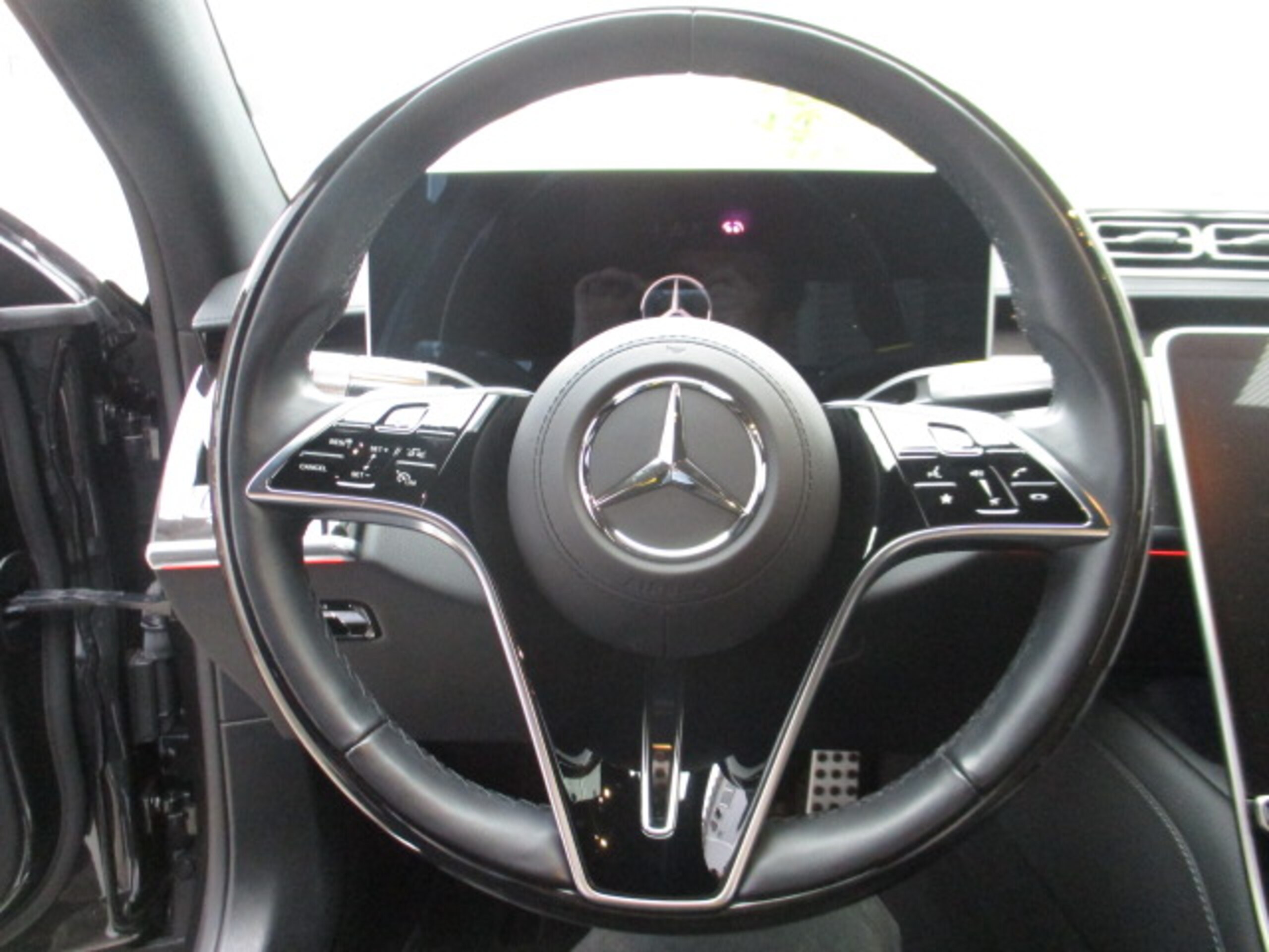 2021 Mercedes Benz S500 4Matic AMG Line — Photo 8 / 15