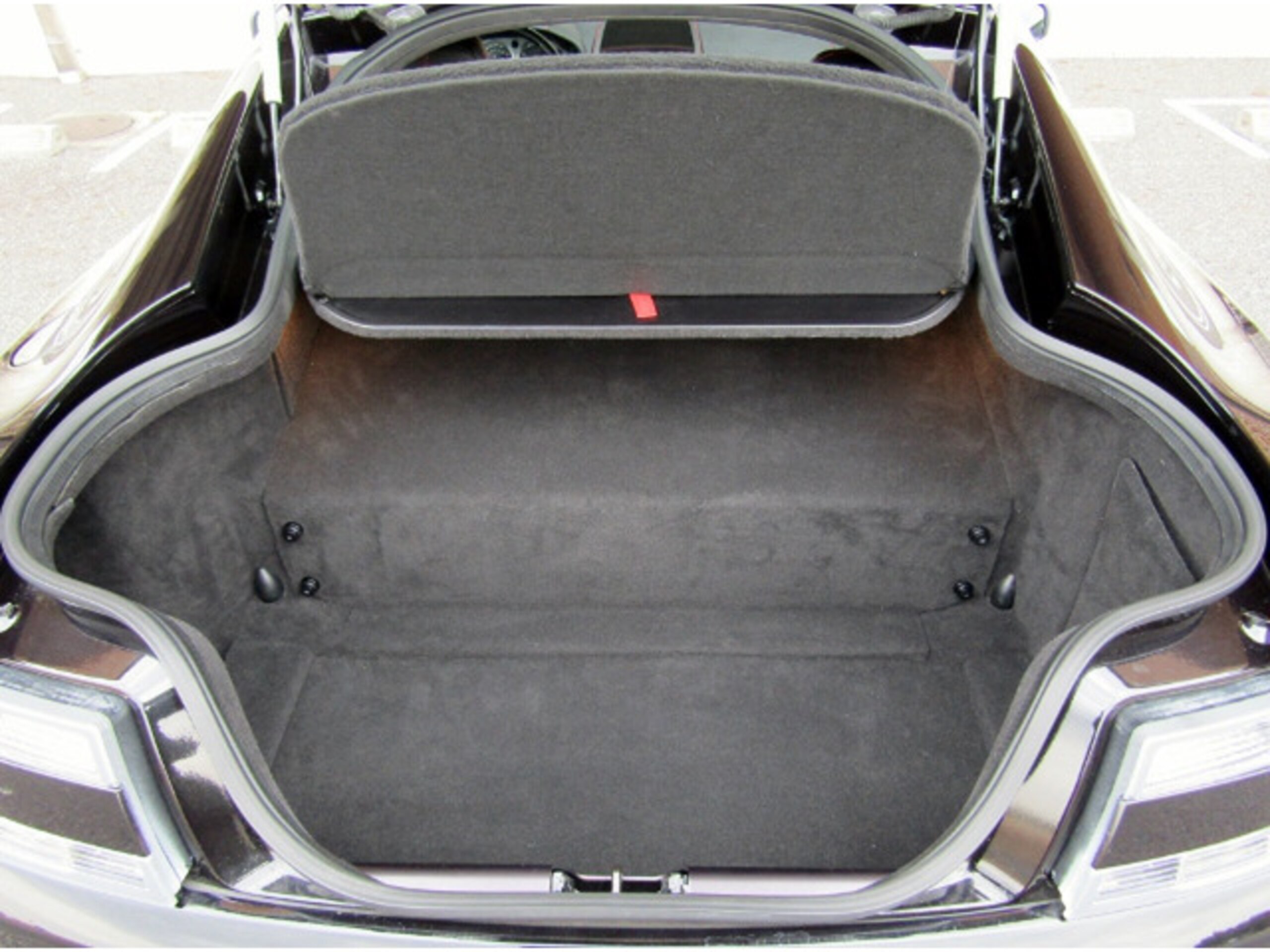 2006 Aston Martin Vantage — Photo 15 / 15