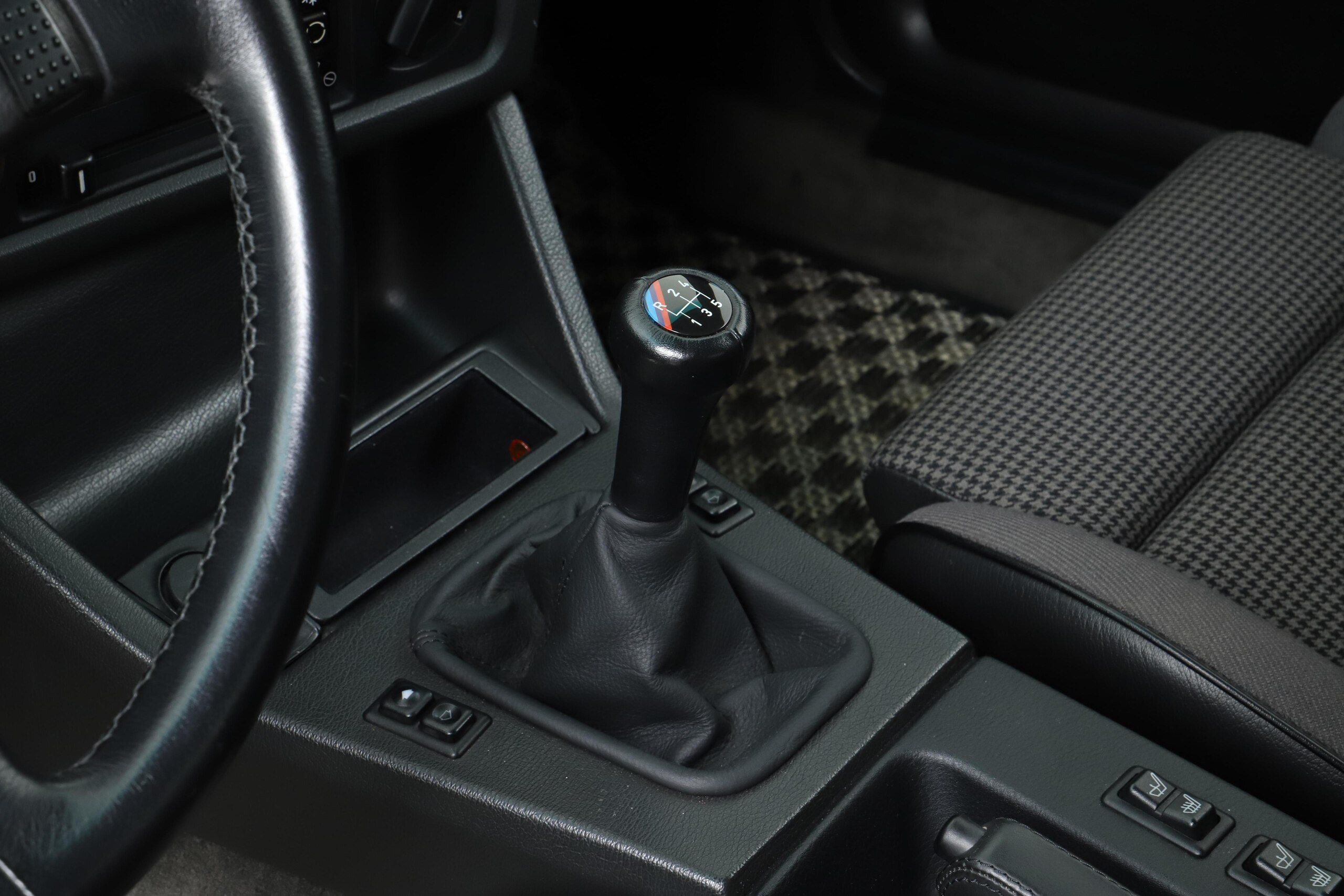 1987 BMW M3 Coupe — Photo 13 / 15