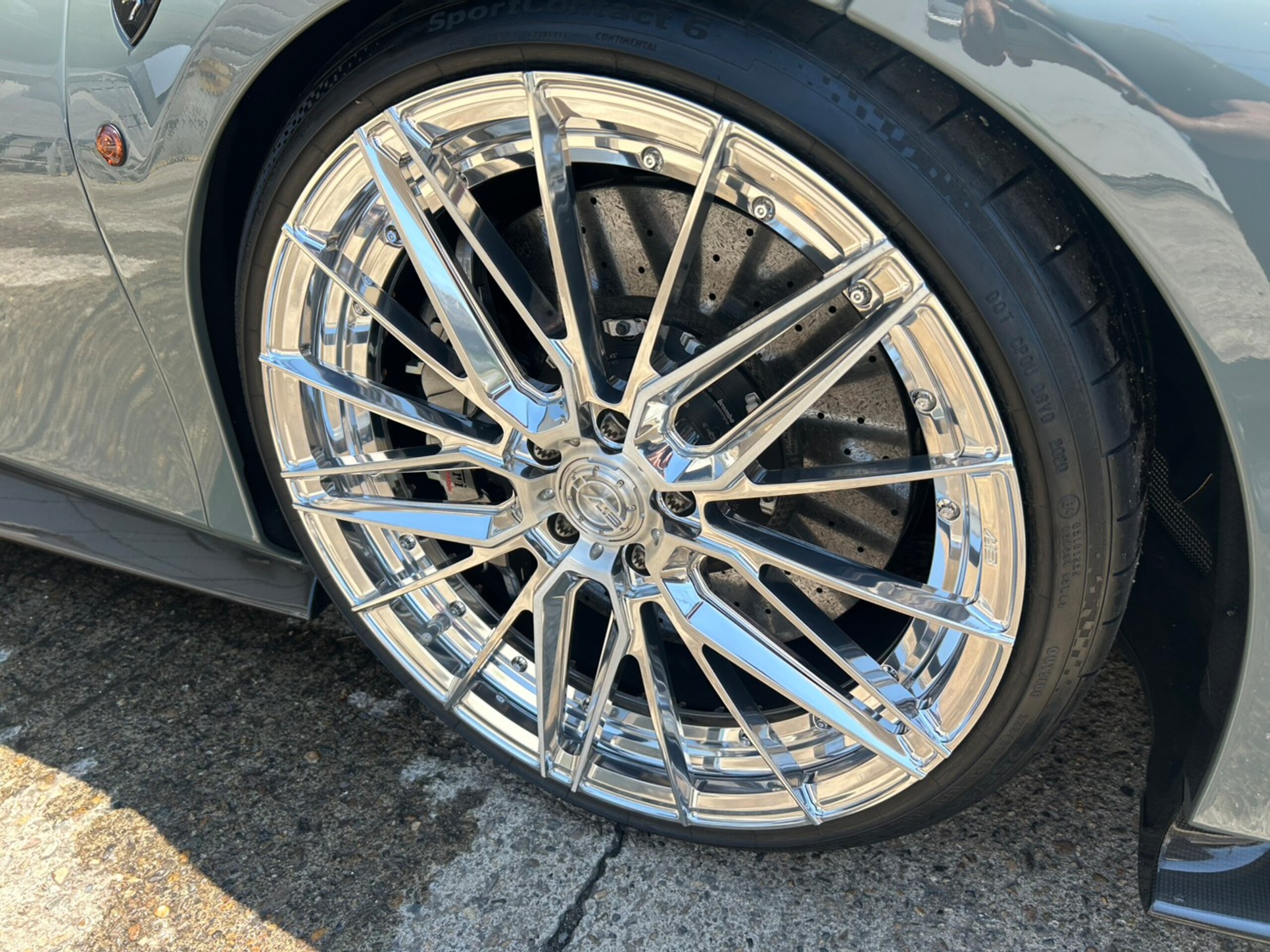 2019 Ferrari 488 Pista — Photo 16 / 19