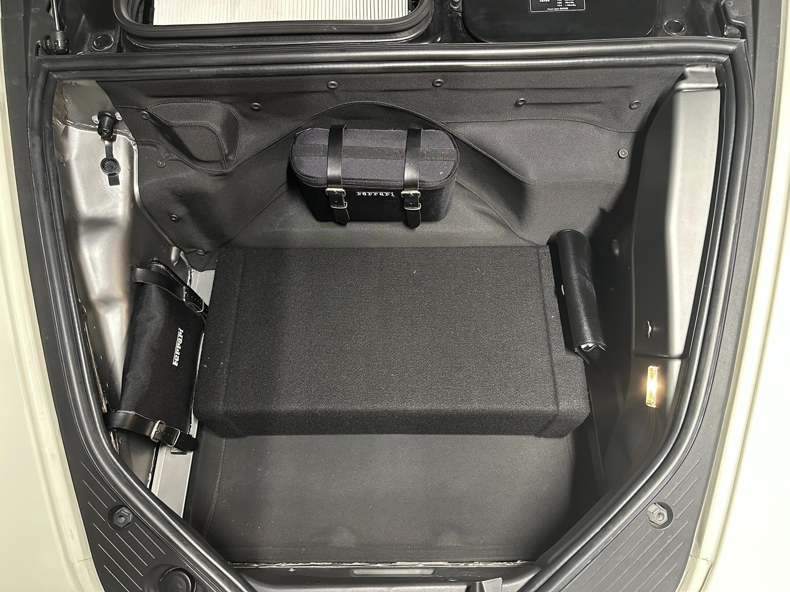 2013 Ferrari 430 Scuderia — Photo 17 / 17