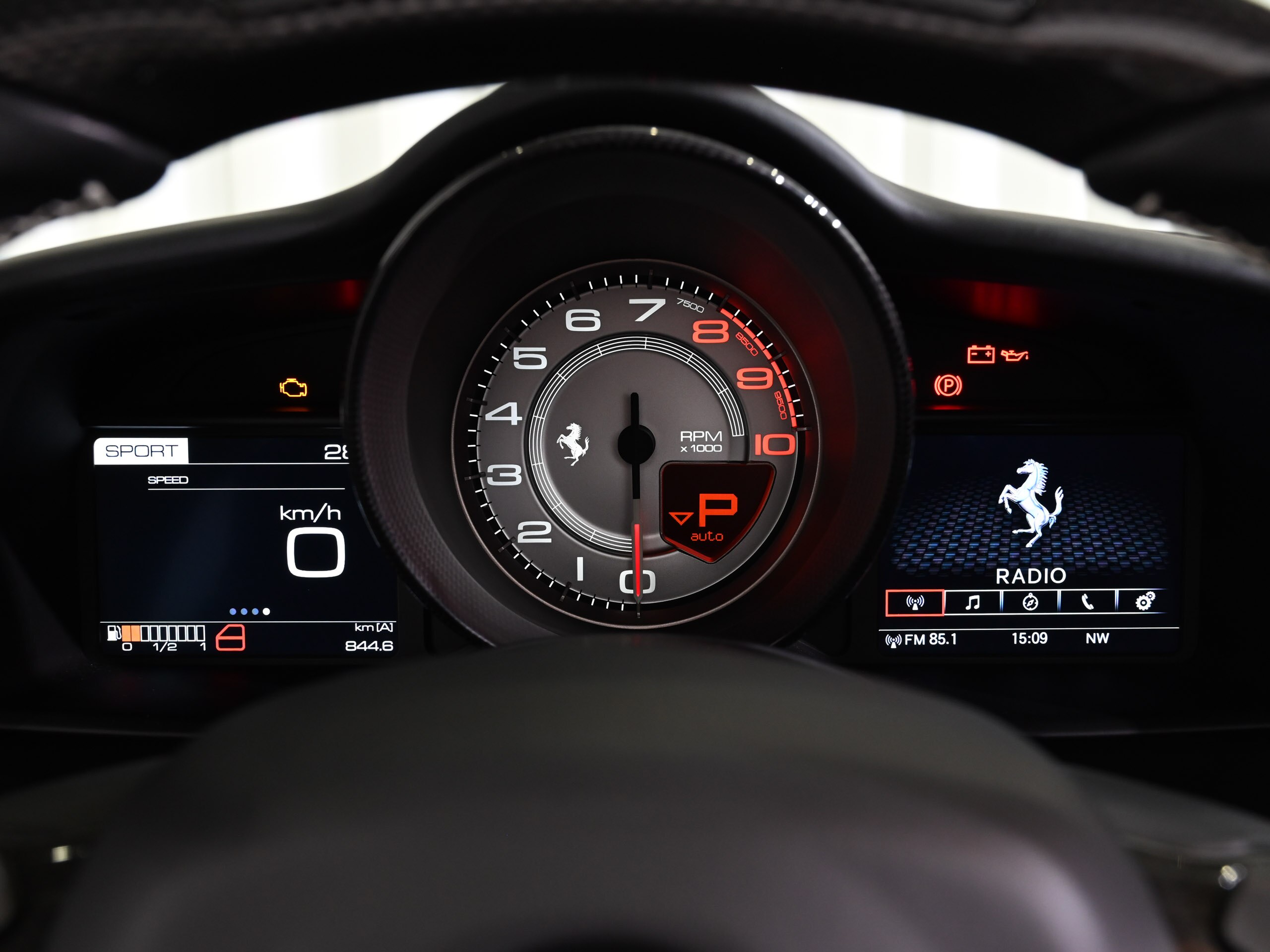 2018 Ferrari 488 Spider — Photo 10 / 18