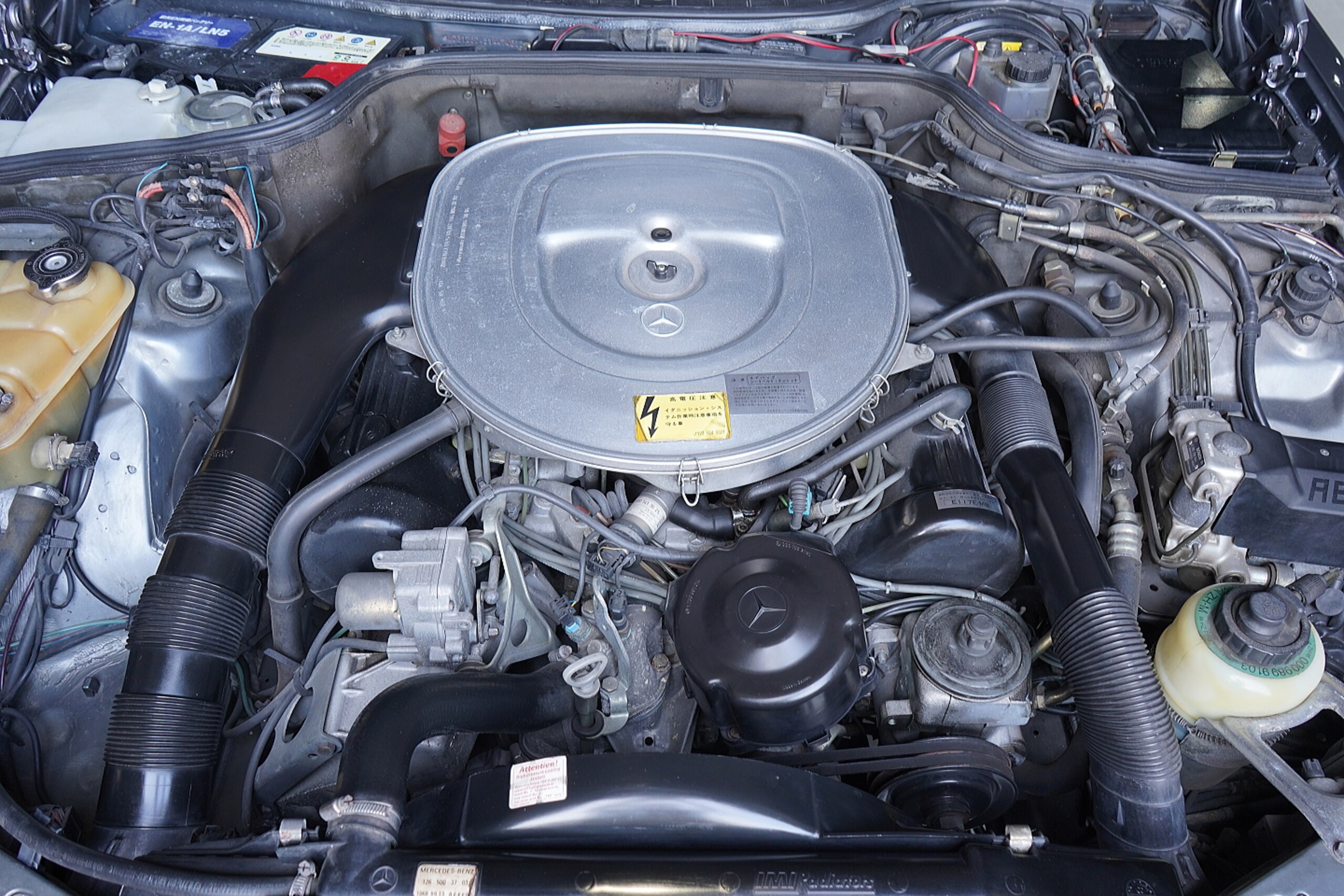 1989 Mercedes Benz 560SEC — Photo 22 / 23