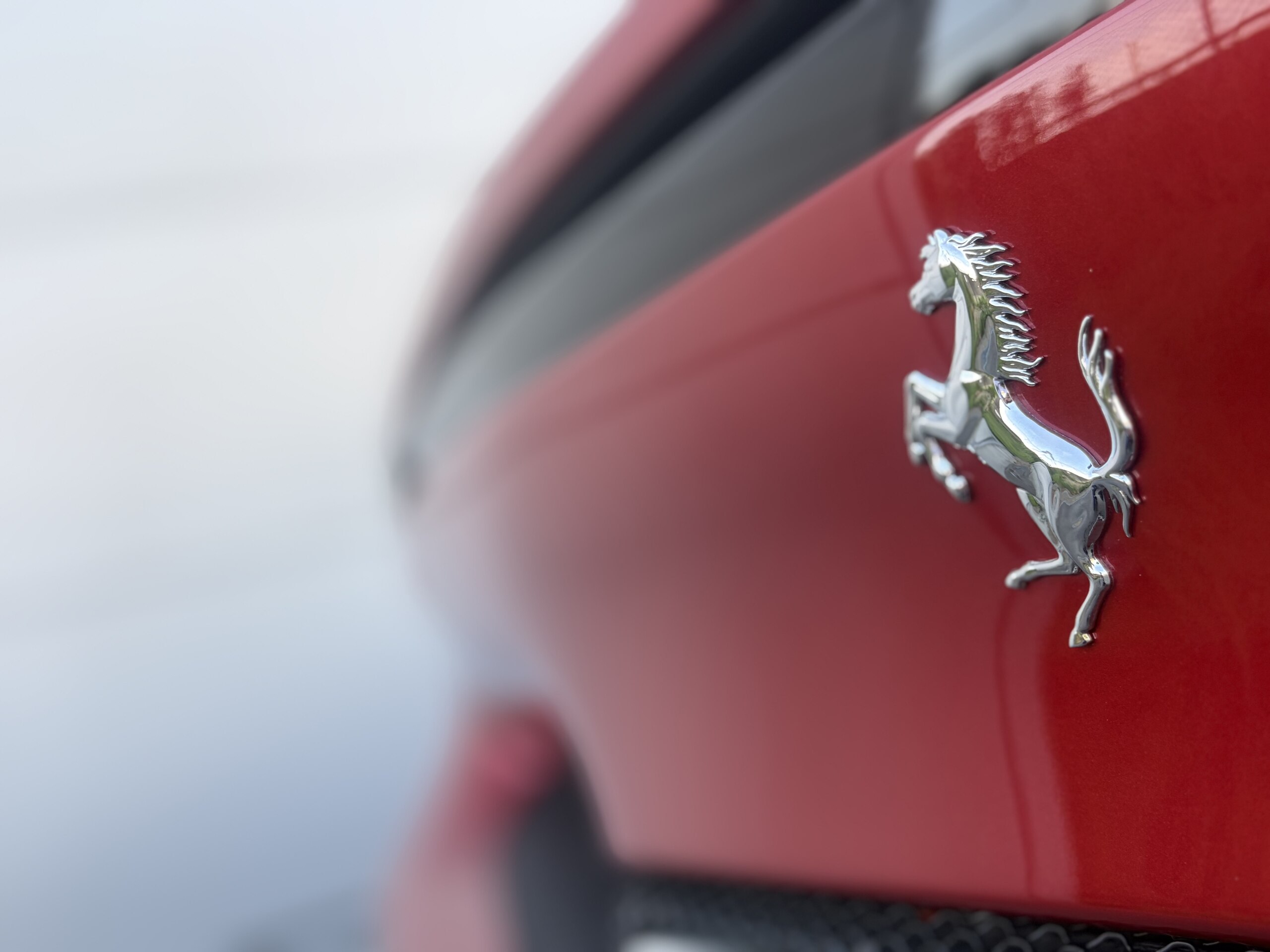 2025 Ferrari 296GTB — Photo 32 / 33