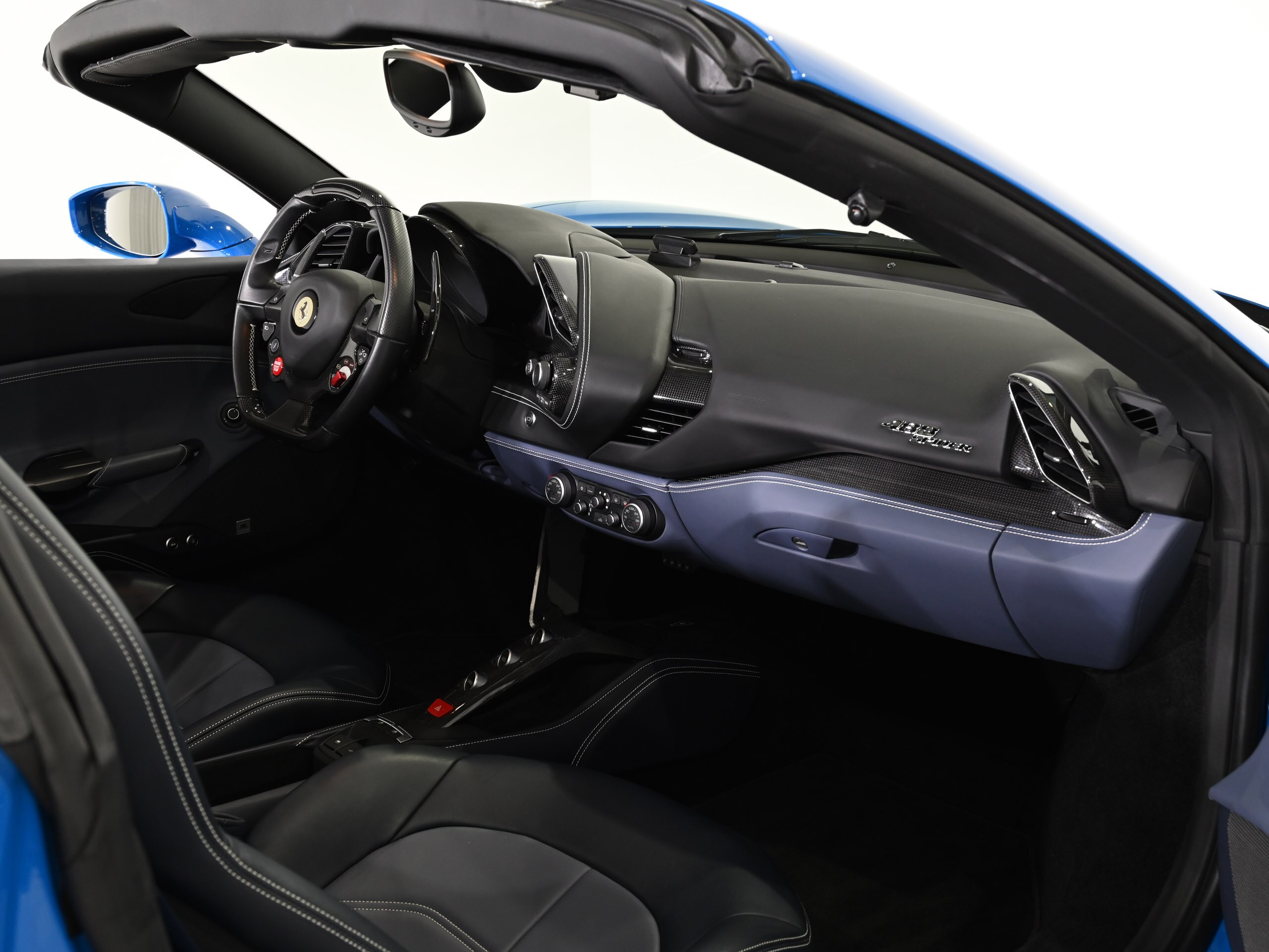2018 Ferrari 488 Spider — Photo 12 / 18