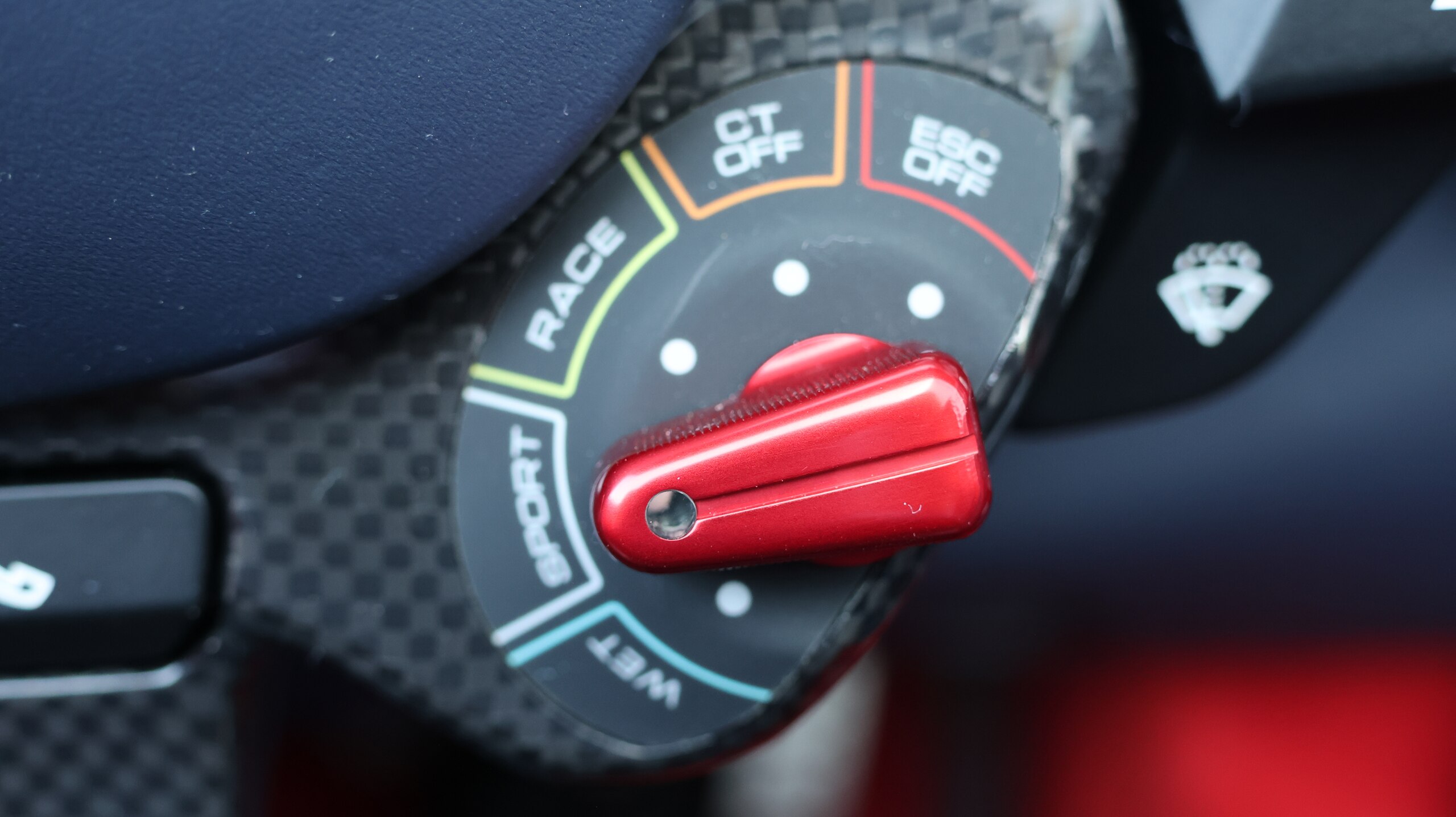 2021 Ferrari 812GTS — Photo 7 / 38