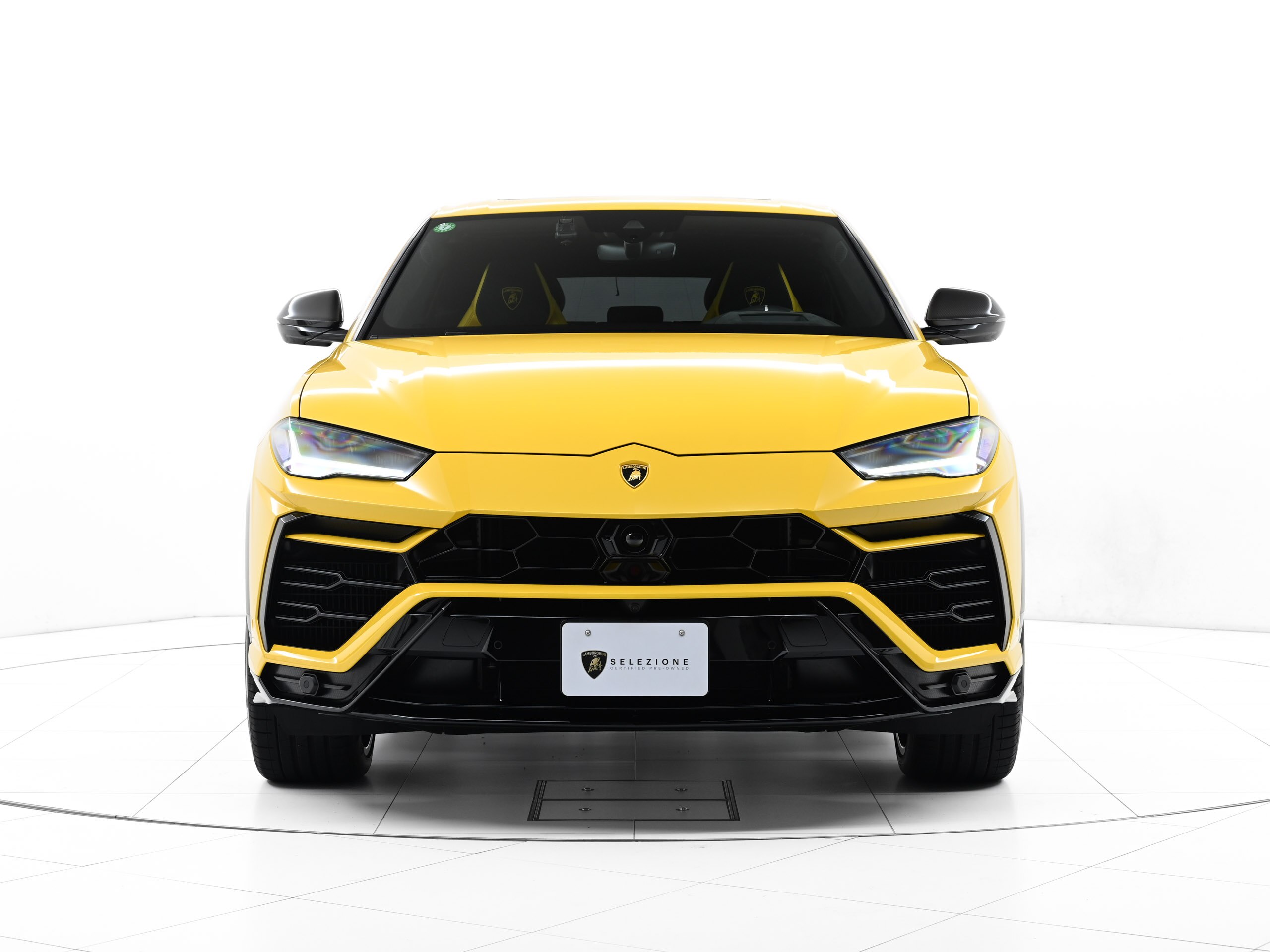 2022 Lamborghini Urus for sale in Japan