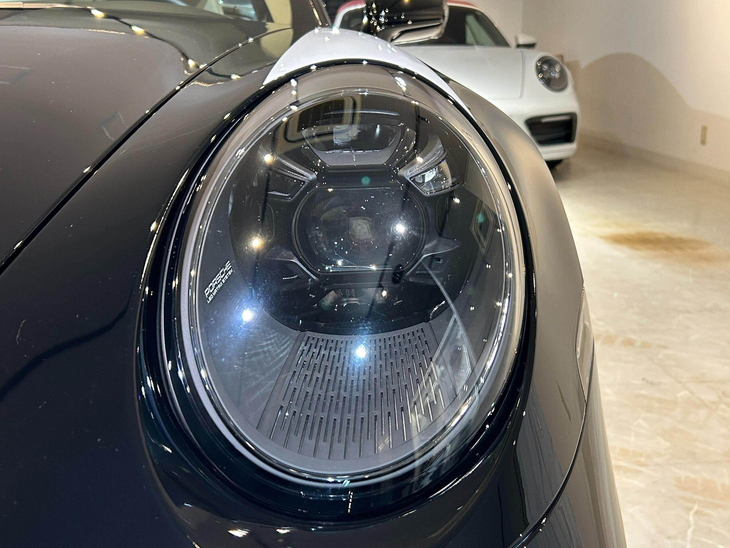 2020 Porsche 911 Targa 4S — Photo 37 / 78