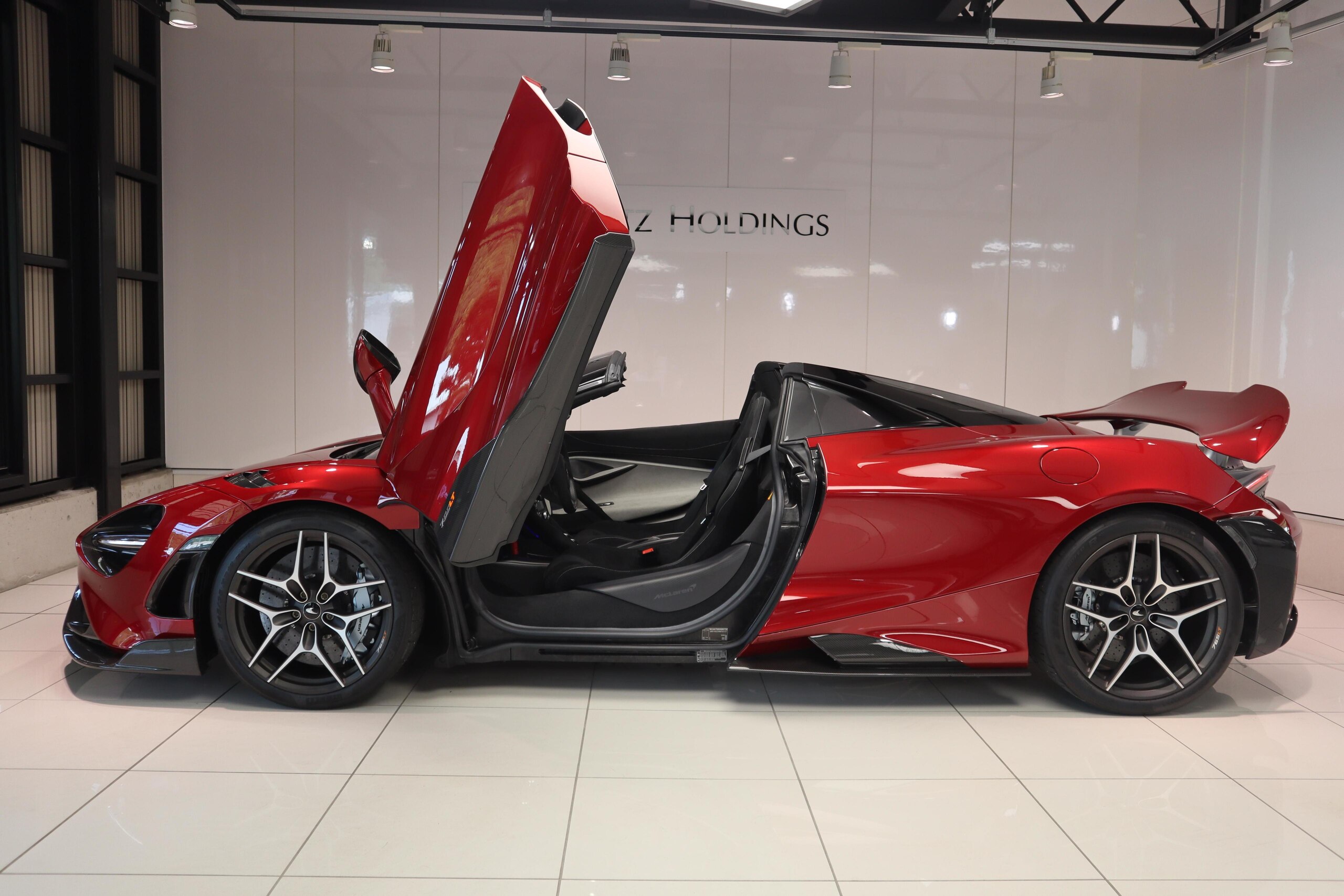 2023 McLaren 765LT Spider — Photo 34 / 49