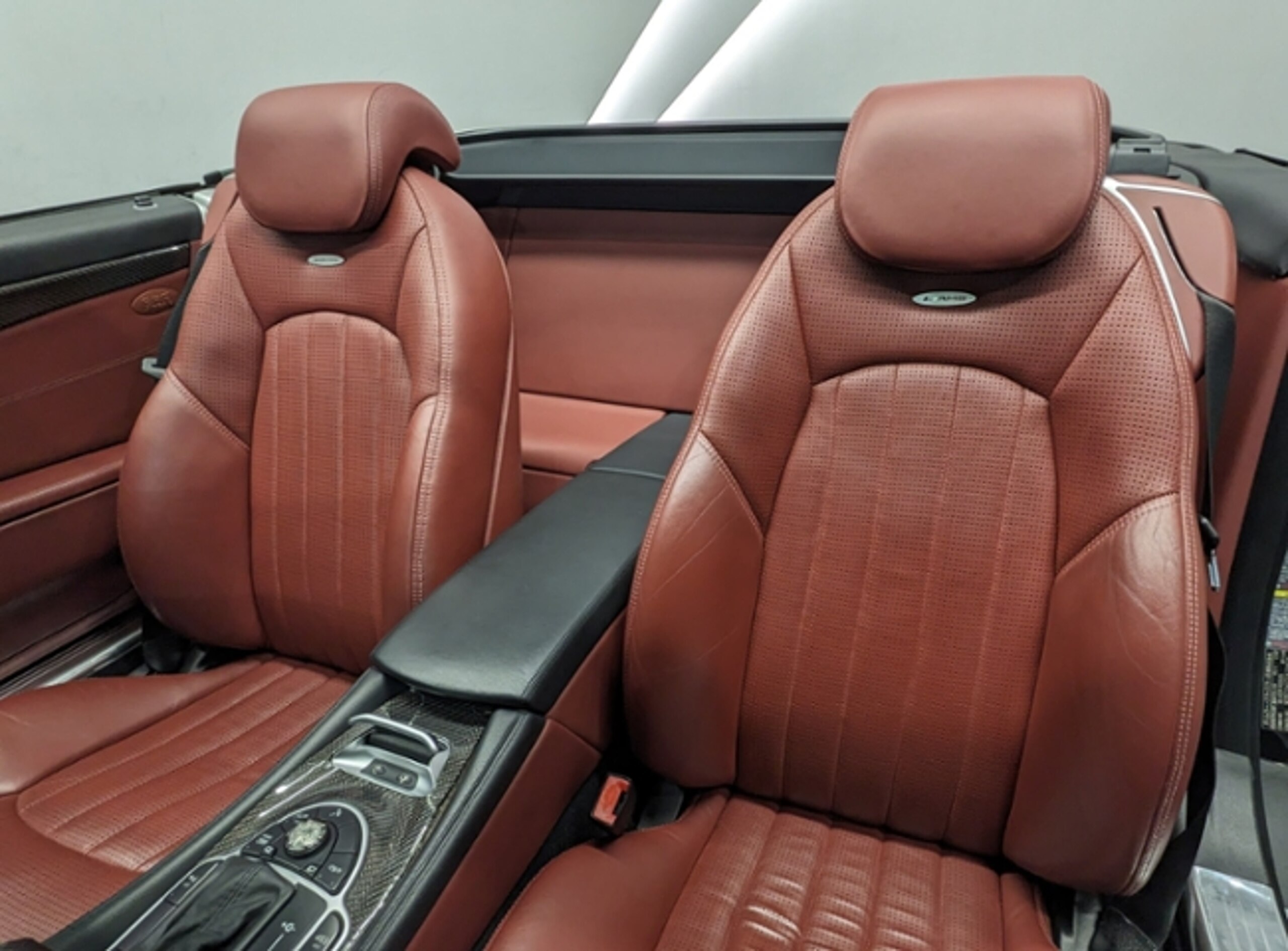 2007 Mercedes Benz SL55 AMG — Photo 10 / 25