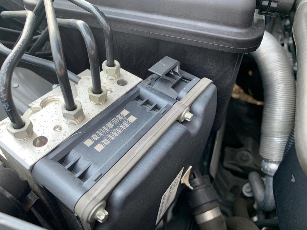 2007 BMW 525i — Photo 13 / 29