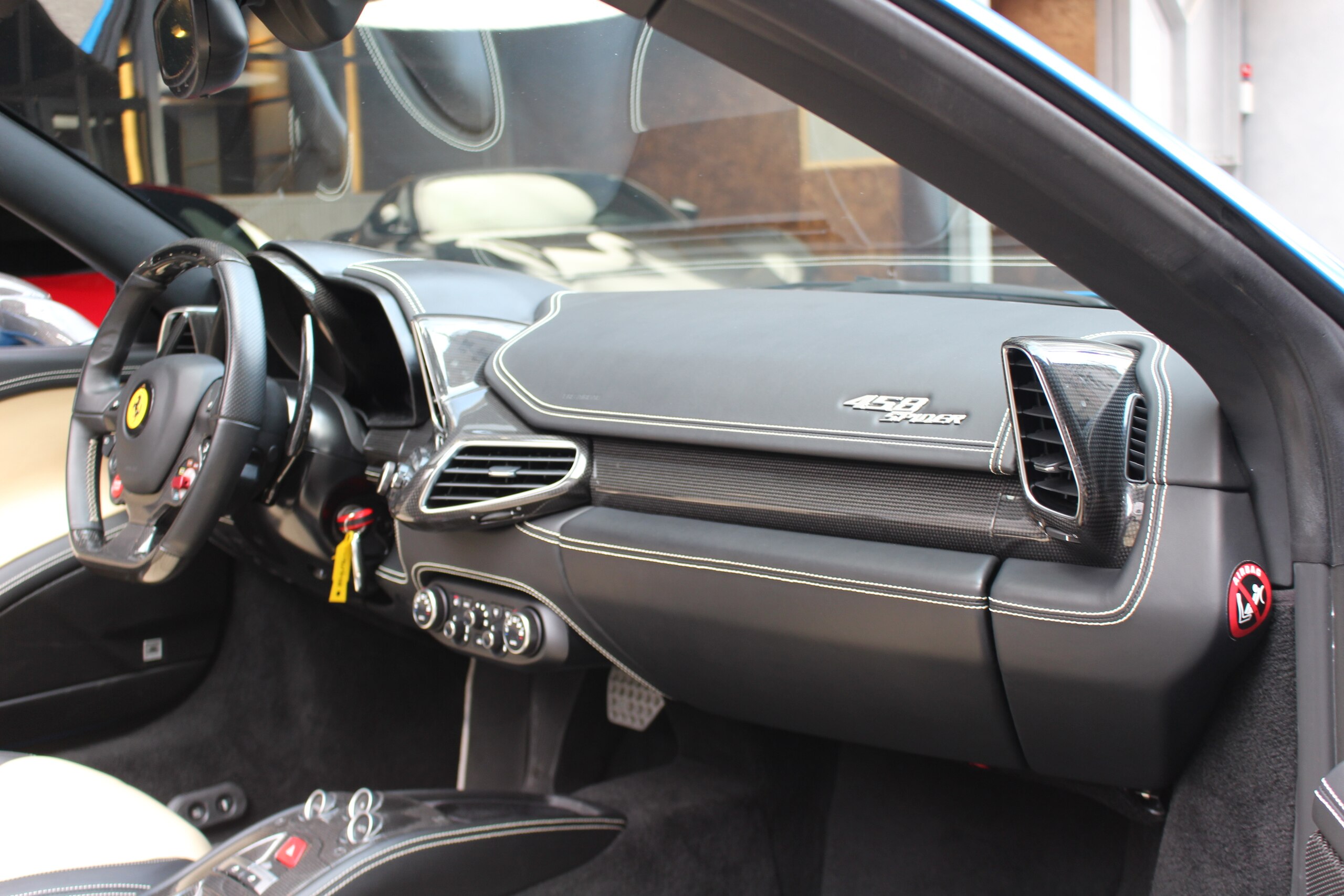 2013 Ferrari 458 Spider — Photo 9 / 26