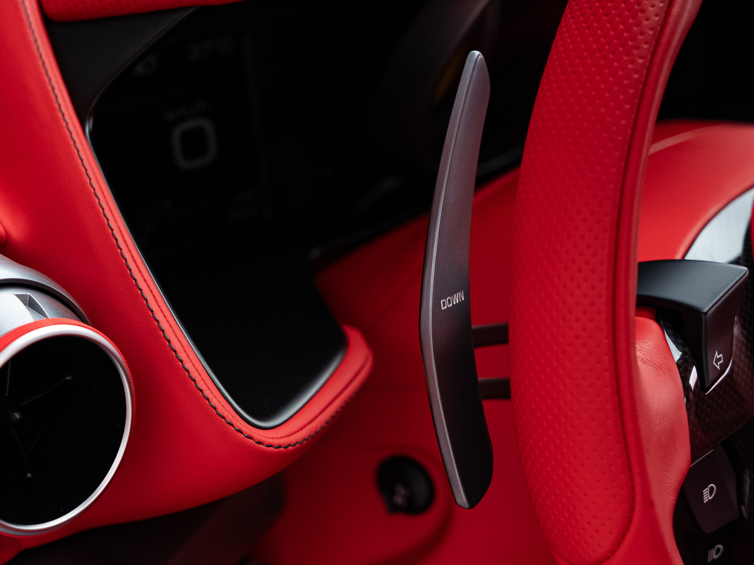 2021 Ferrari 812GTS — Photo 25 / 55
