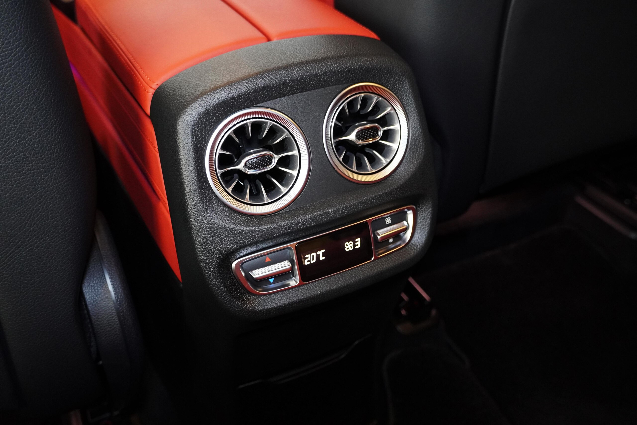 2019 Mercedes Benz G63 AMG — Photo 39 / 41