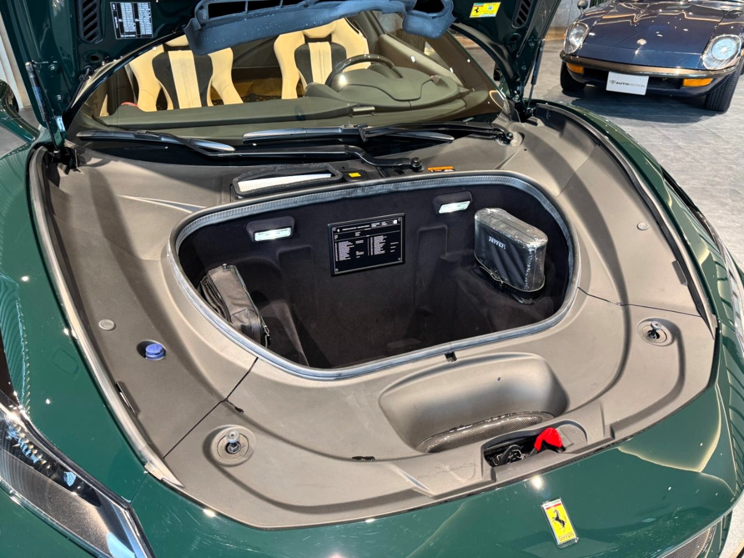 2022 Ferrari F8 Spider — Photo 19 / 72