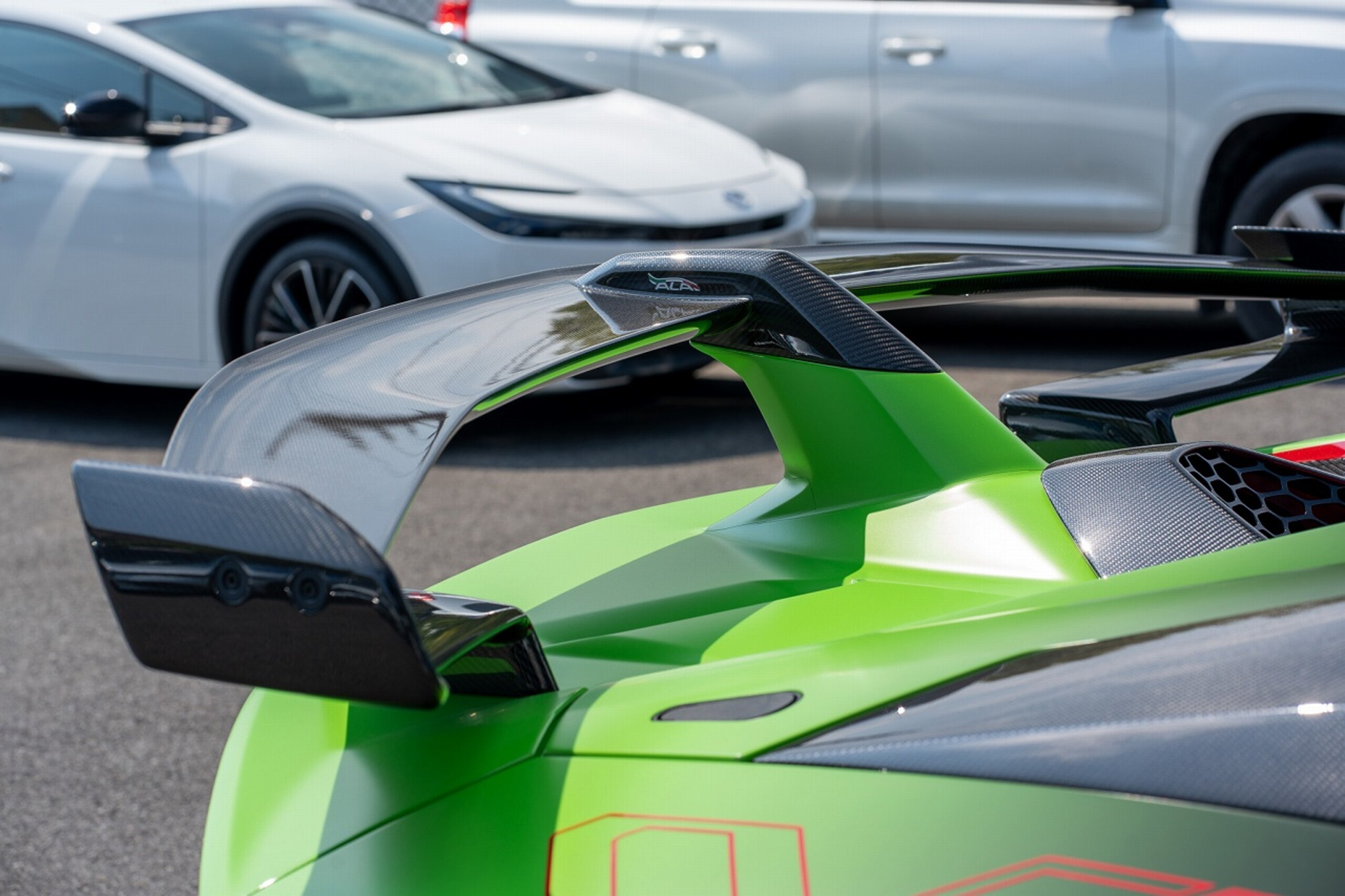 2021 Lamborghini Aventador SVJ Roadster — Photo 16 / 21
