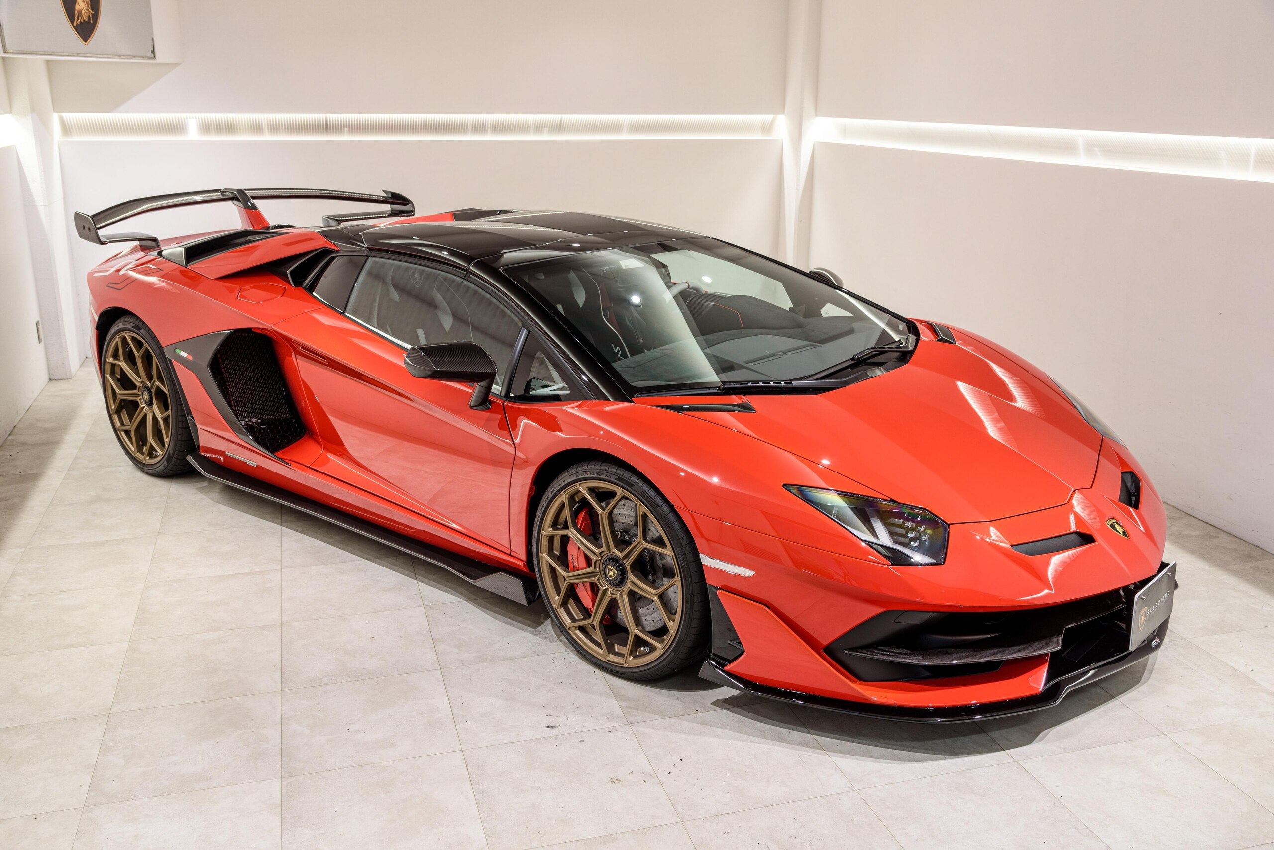 2021 Lamborghini Aventador SVJ Roadster — Photo 11 / 35