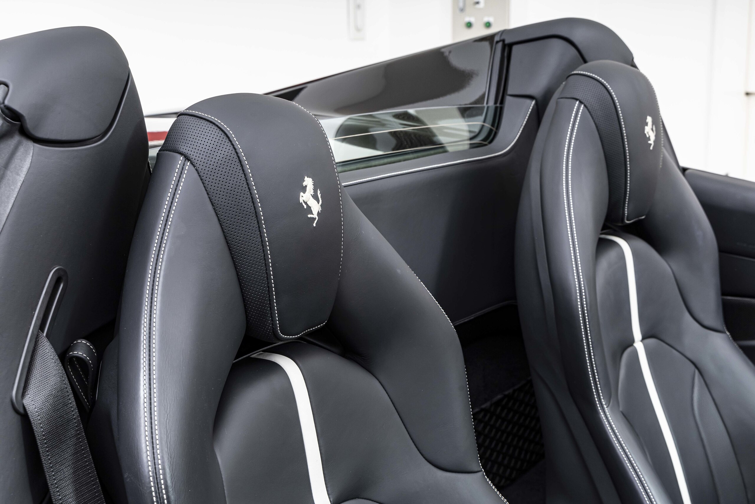2022 Ferrari F8 Spider — Photo 27 / 32