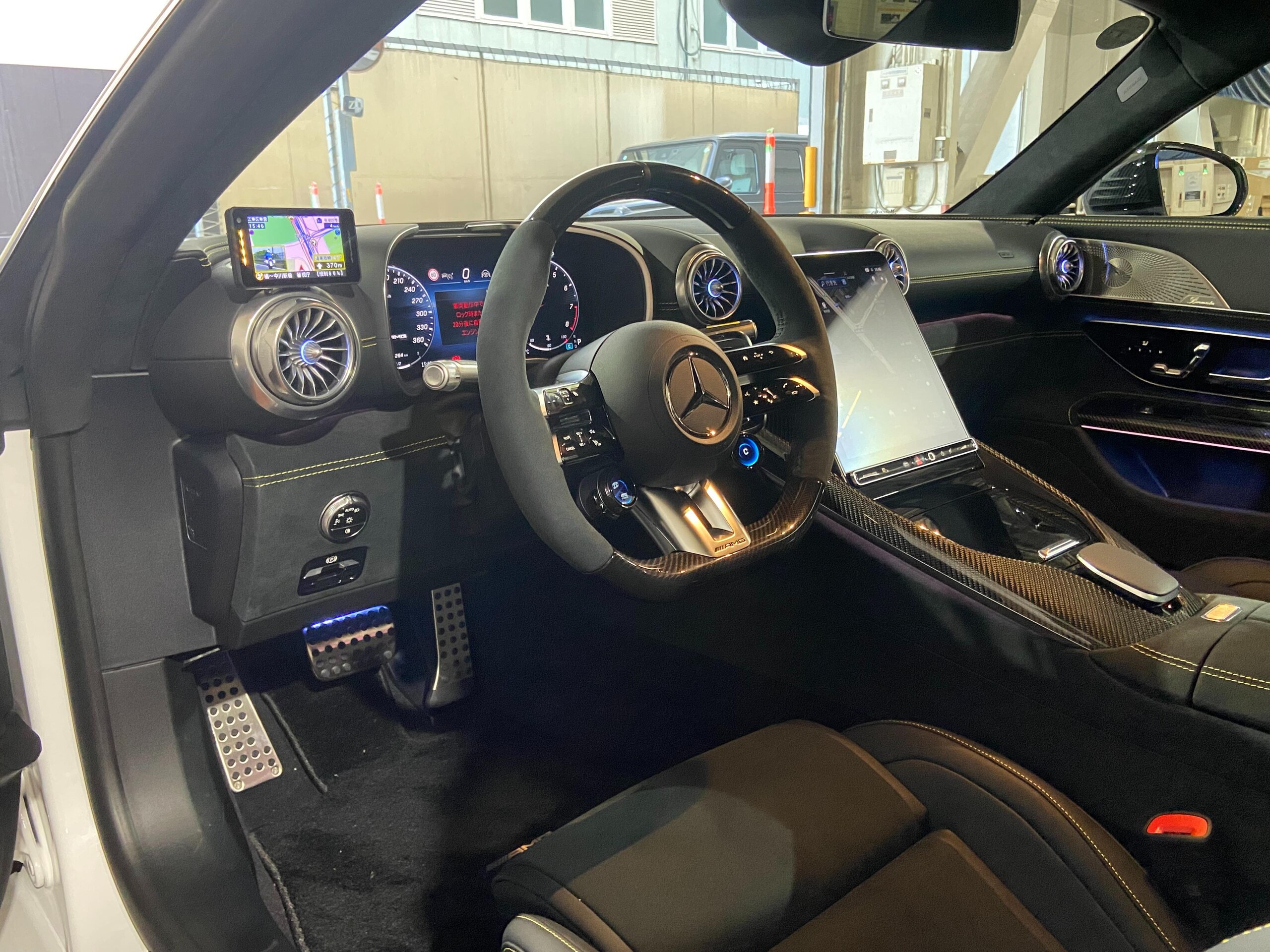 2024 Mercedes Benz AMG GT63 4Matic+ — Photo 11 / 22