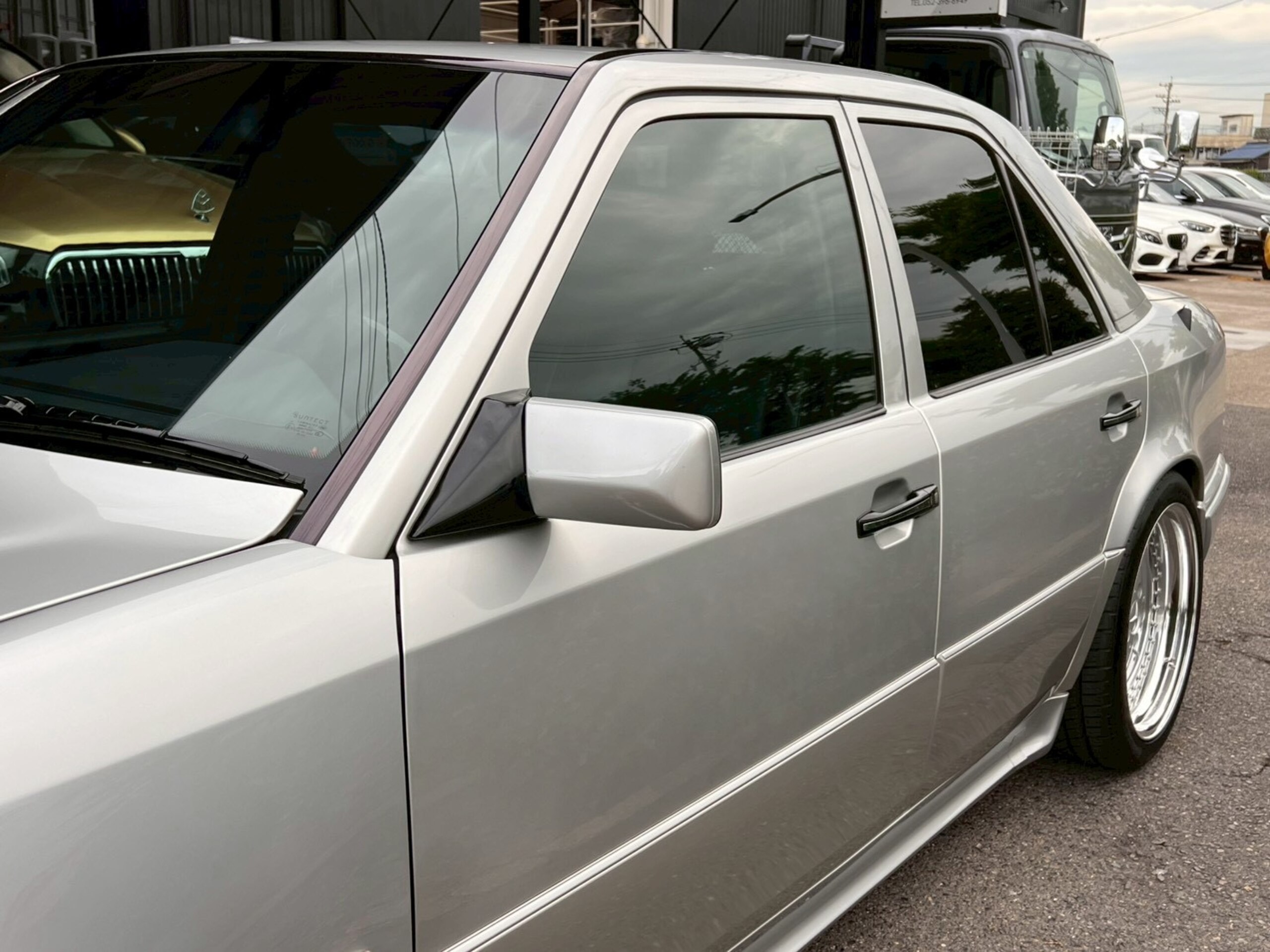 1995 Mercedes Benz E60 AMG — Photo 17 / 74