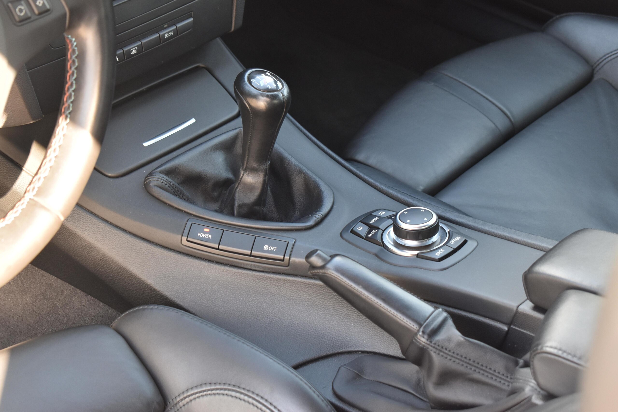 2011 BMW M3 Coupe — Photo 14 / 17