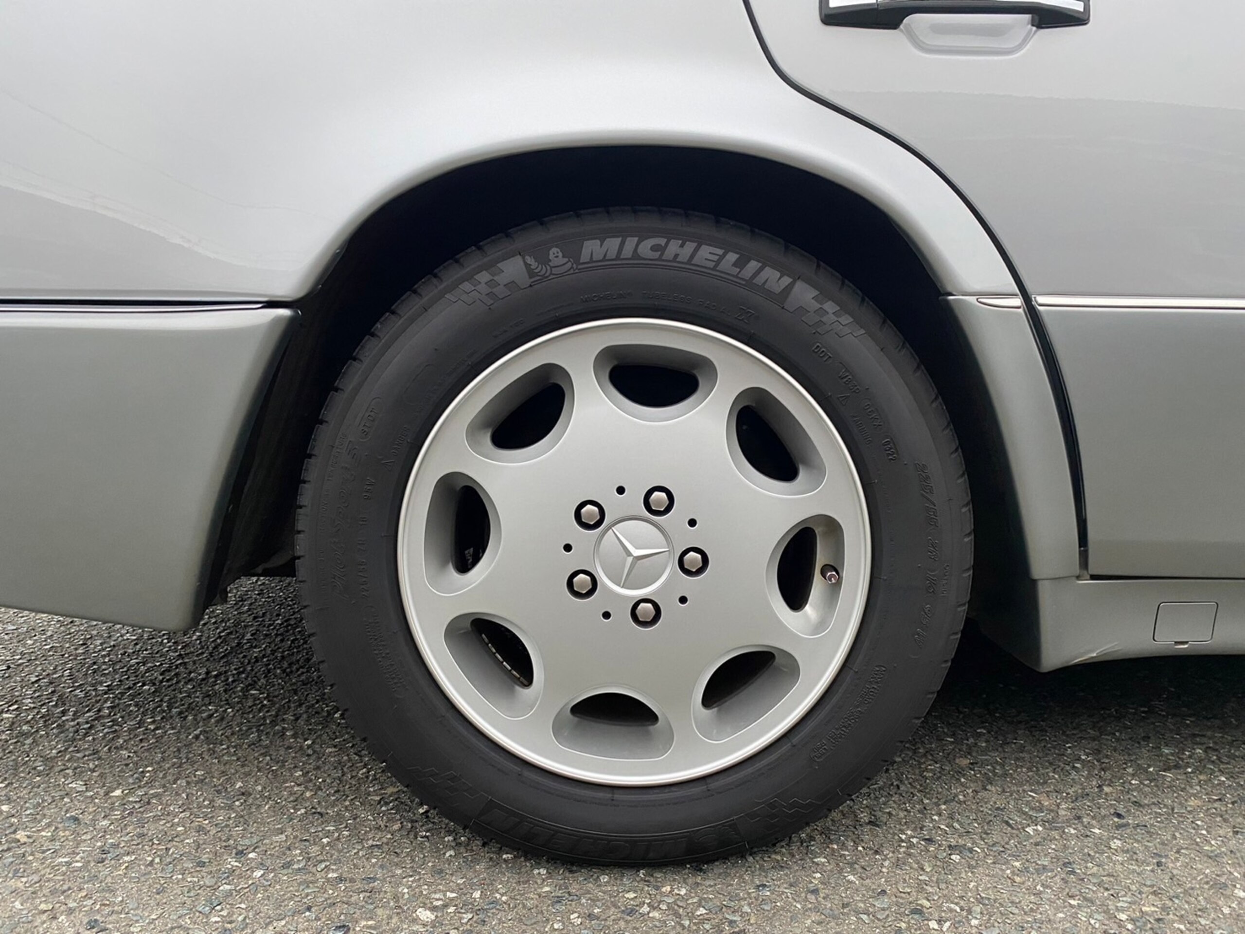 1993 Mercedes Benz E500 — Photo 14 / 15
