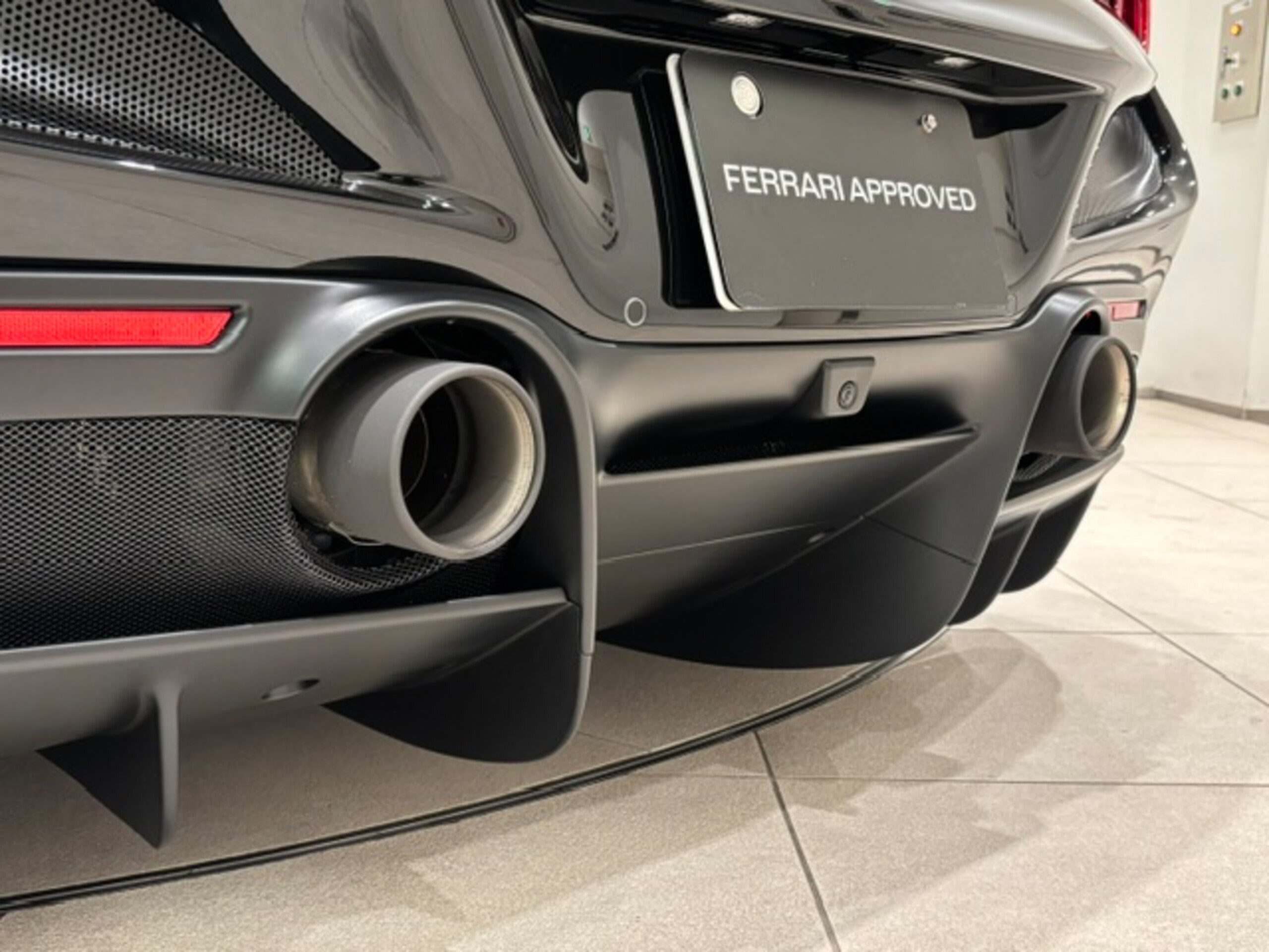 2022 Ferrari F8 Spider — Photo 23 / 26