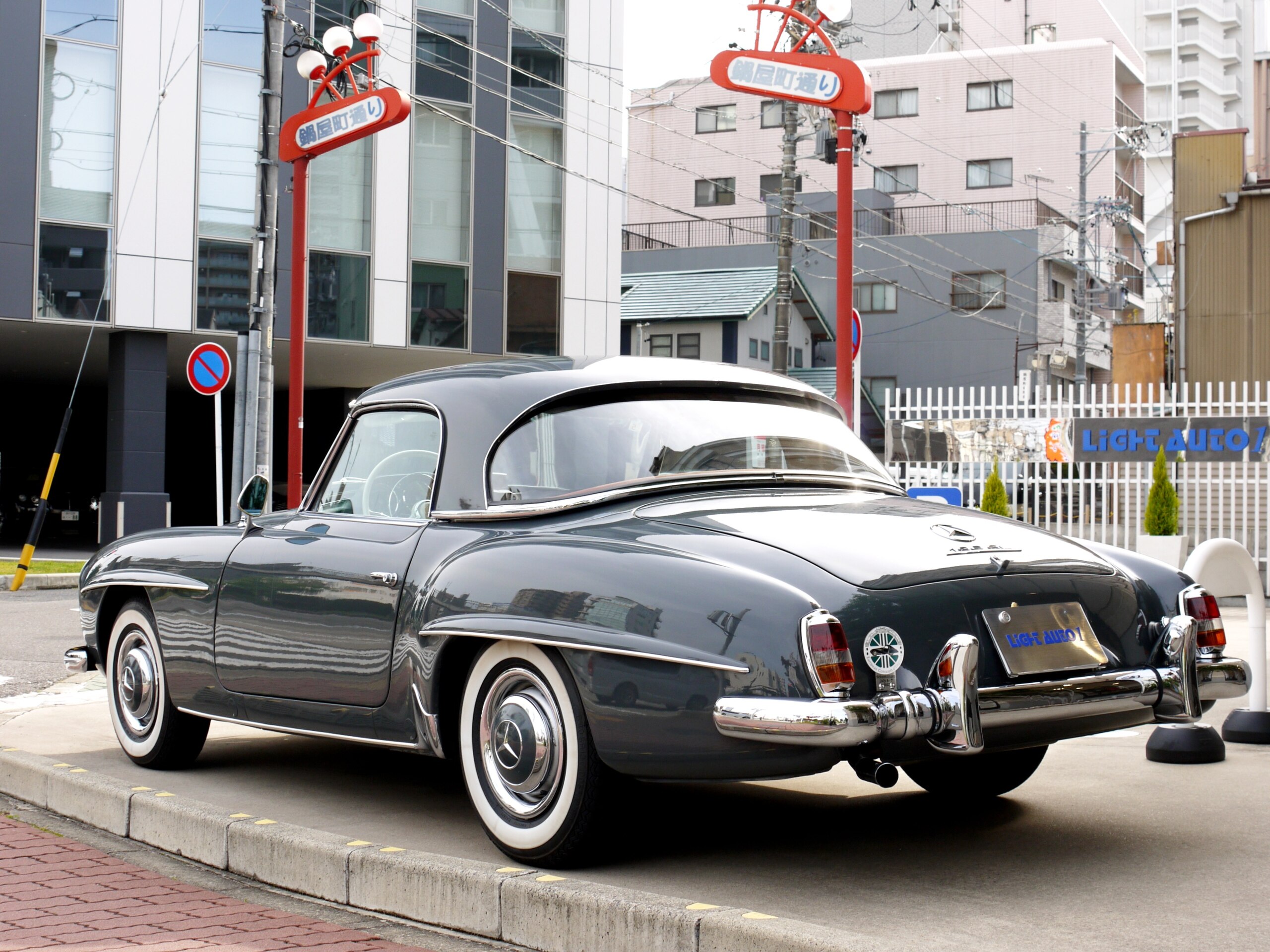 1960 Mercedes Benz 190SL — Photo 7 / 12