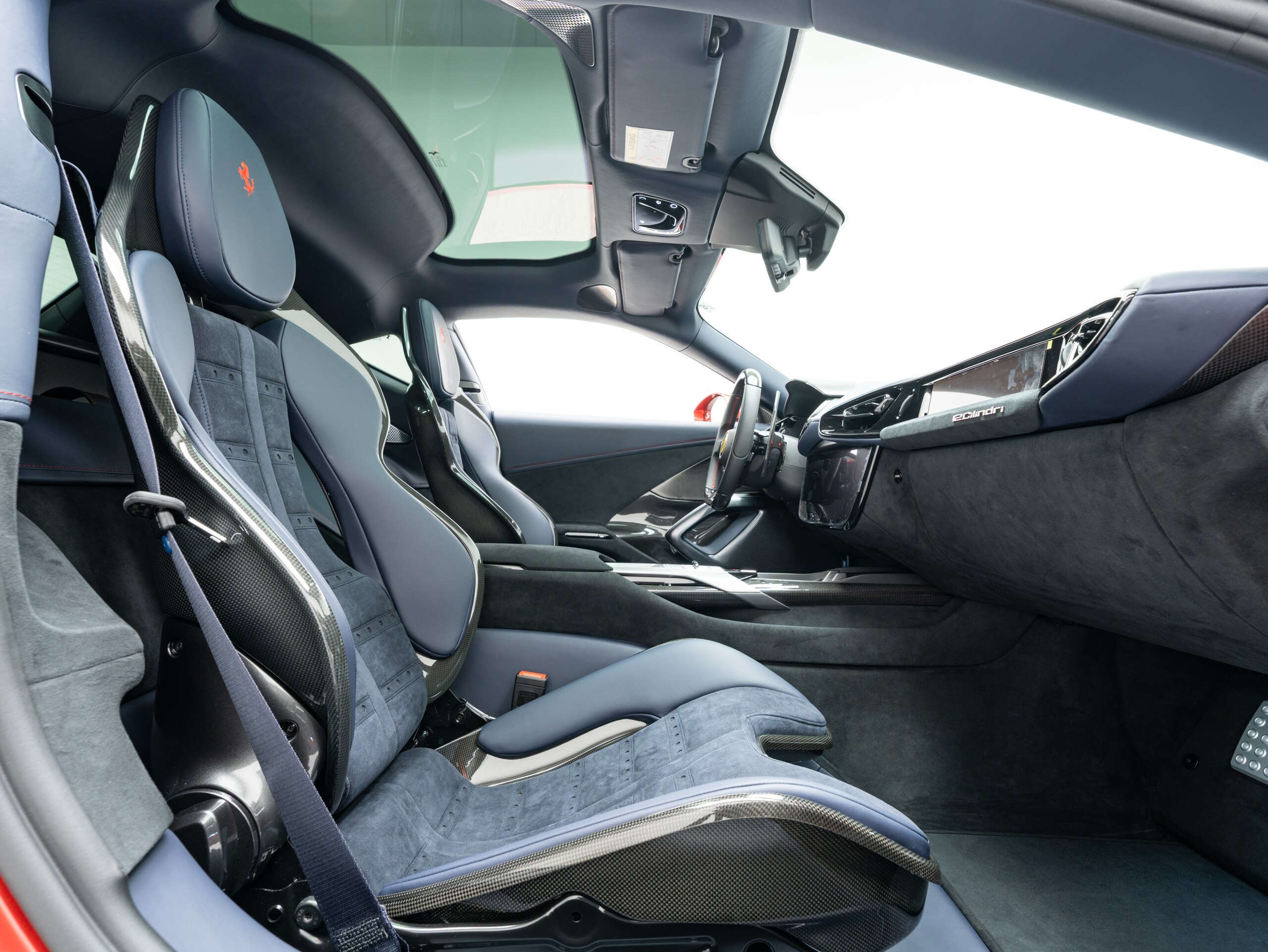 2025 Ferrari 12Cilindri — Photo 27 / 32