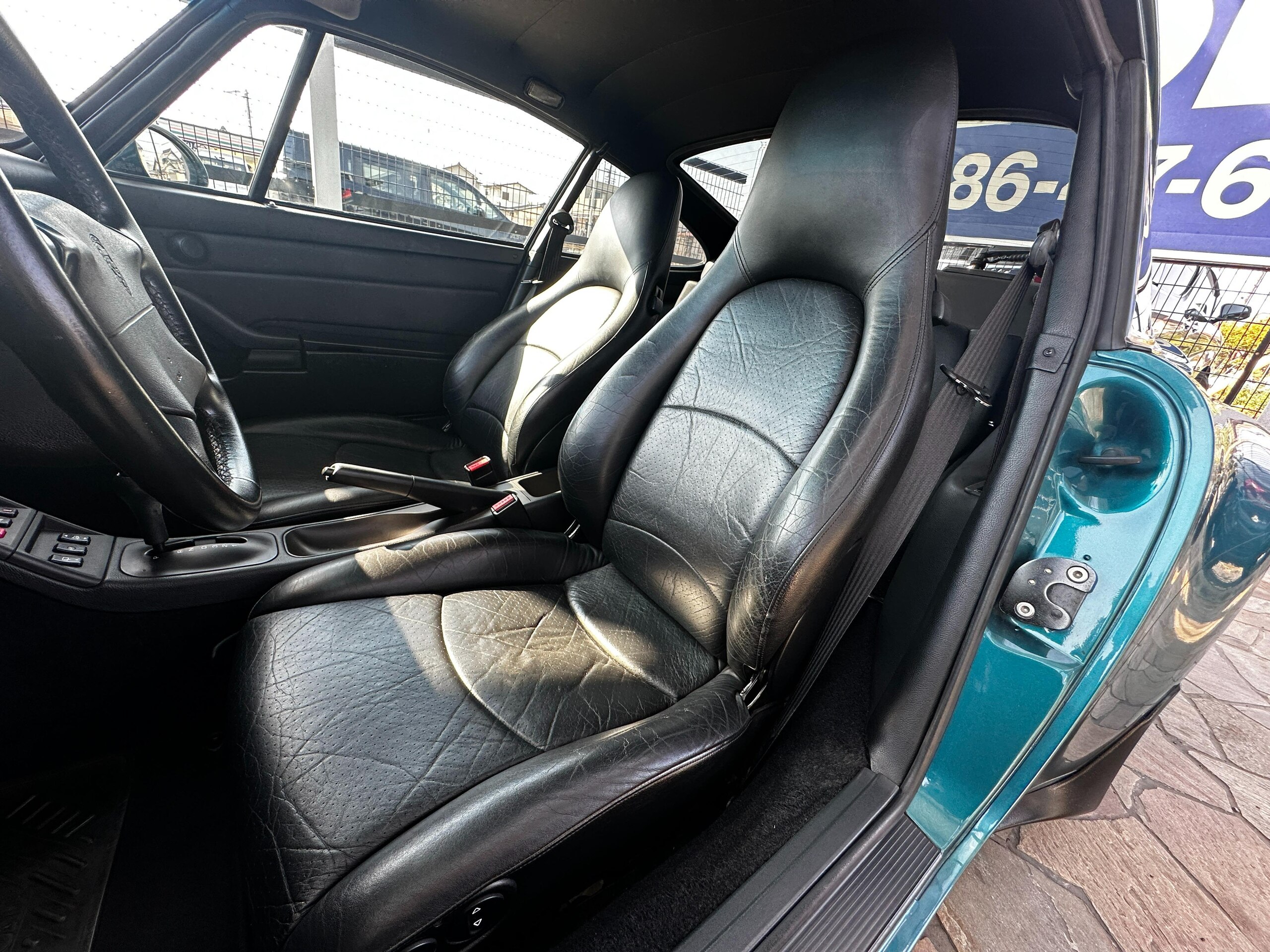 1996 Porsche 911 Carrera — Photo 7 / 20