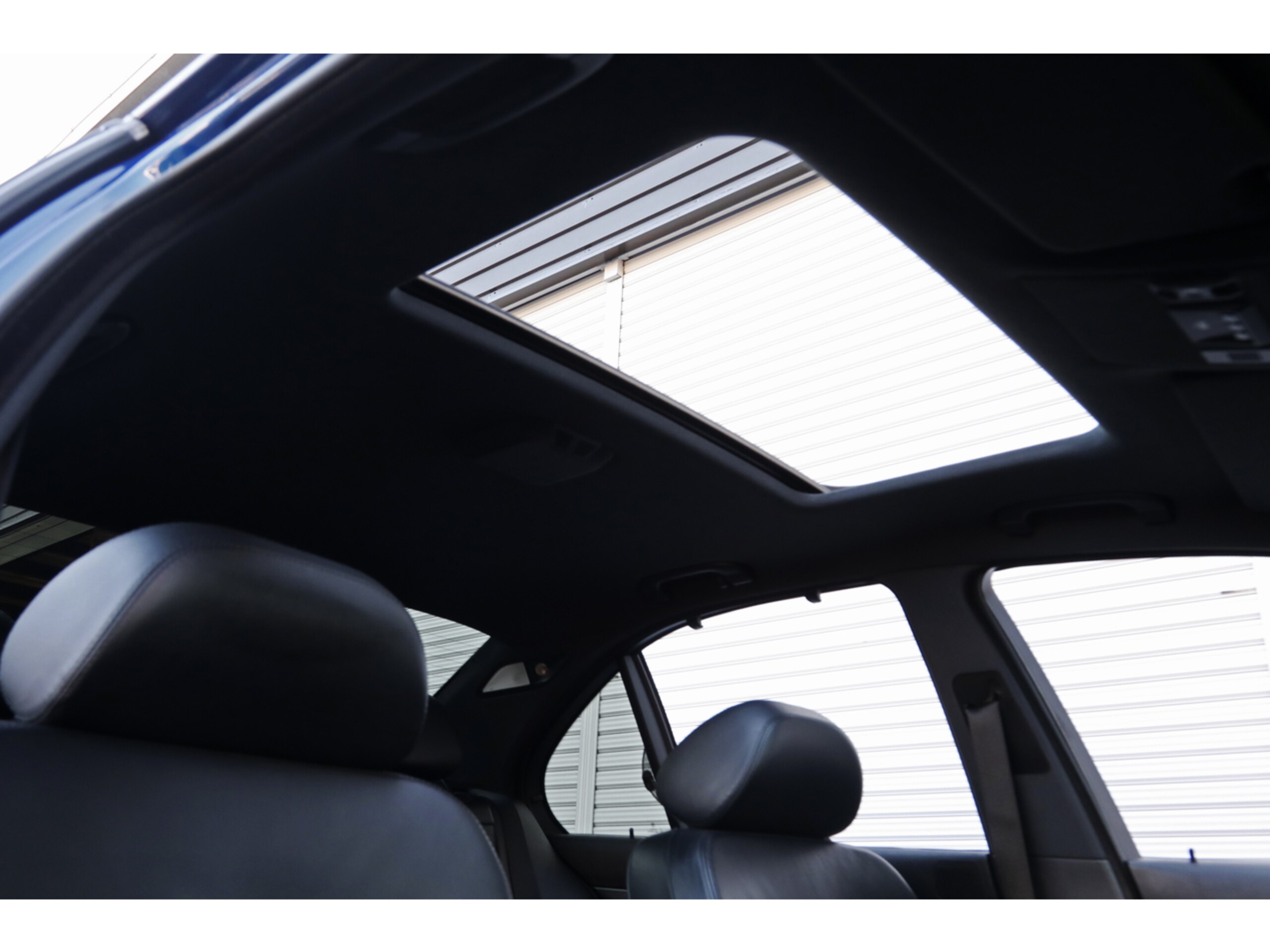 2002 BMW M5 — Photo 11 / 19