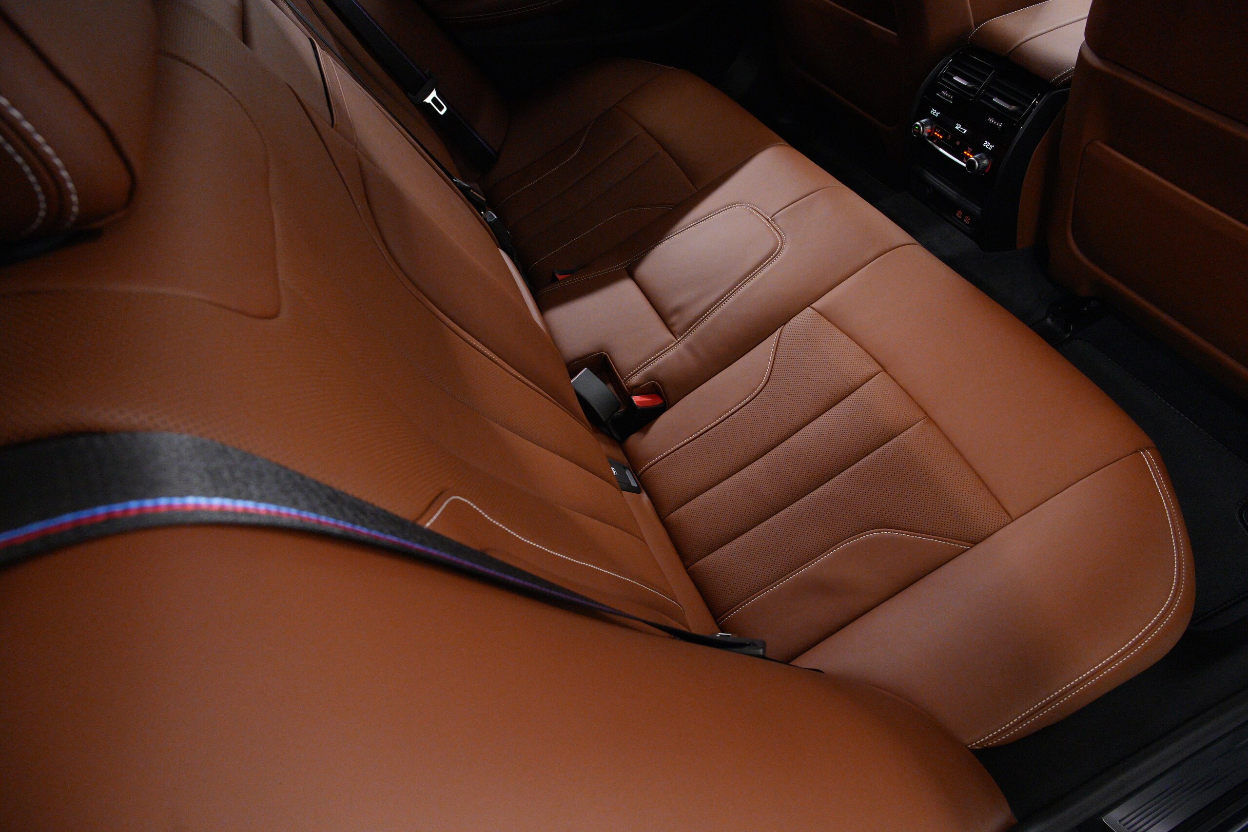 2023 BMW M5 Competition — Photo 39 / 53