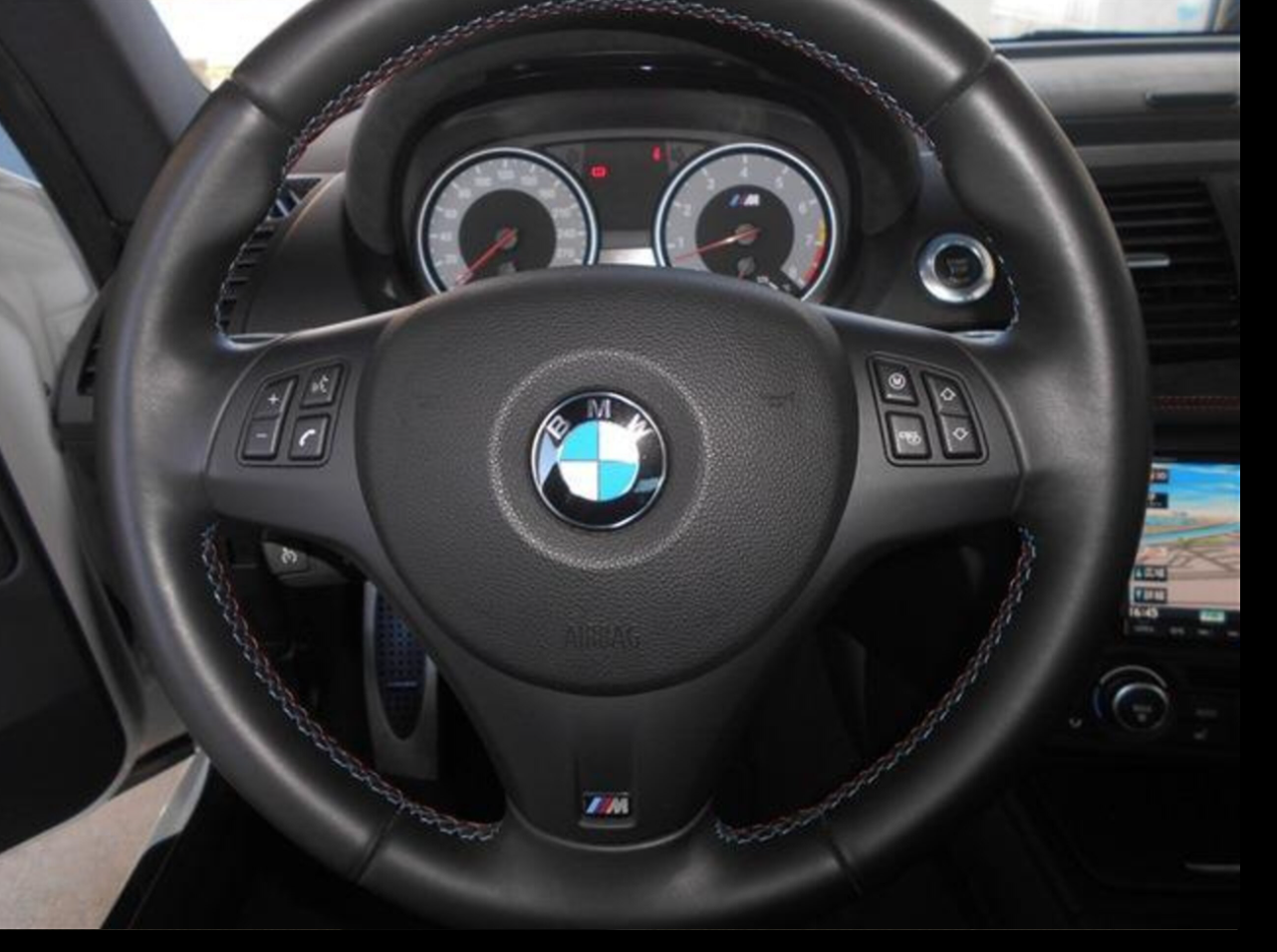 2011 BMW 1M Coupe — Photo 13 / 21