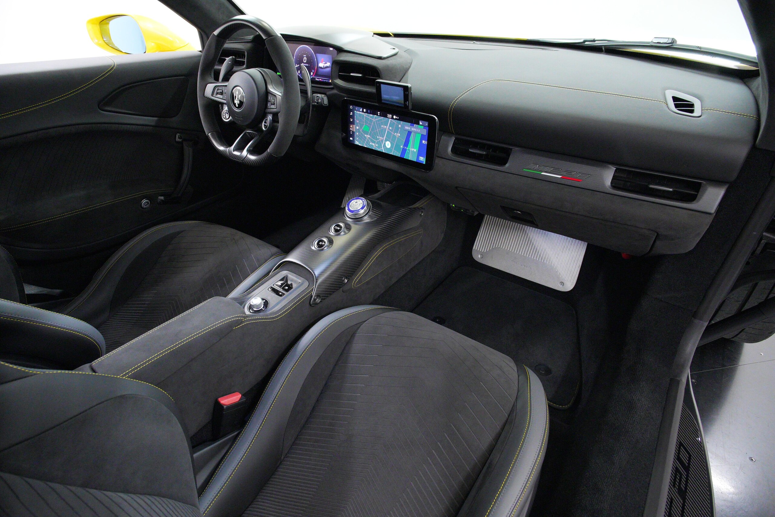 2022 Maserati MC20 — Photo 7 / 42